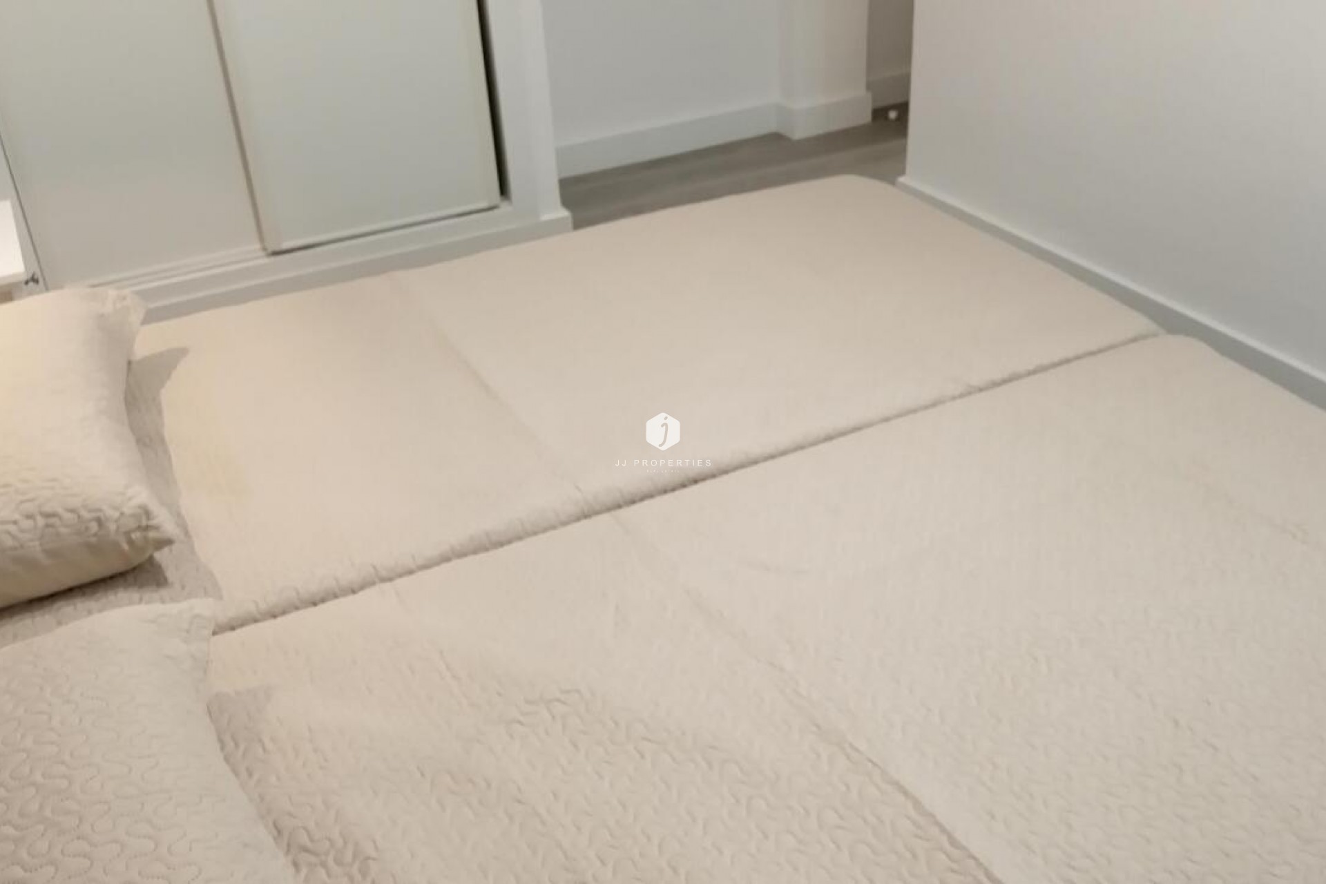 Aus zweiter Hand - Wohnung -
Torrevieja - CENTRE