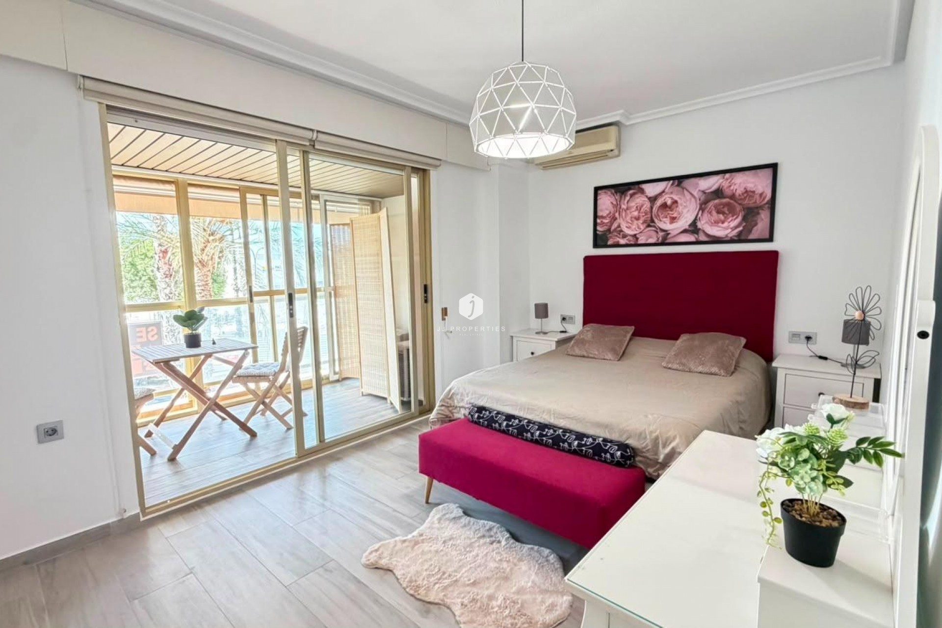 Aus zweiter Hand - Wohnung -
Torrevieja - Centro - Muelle Pesquero