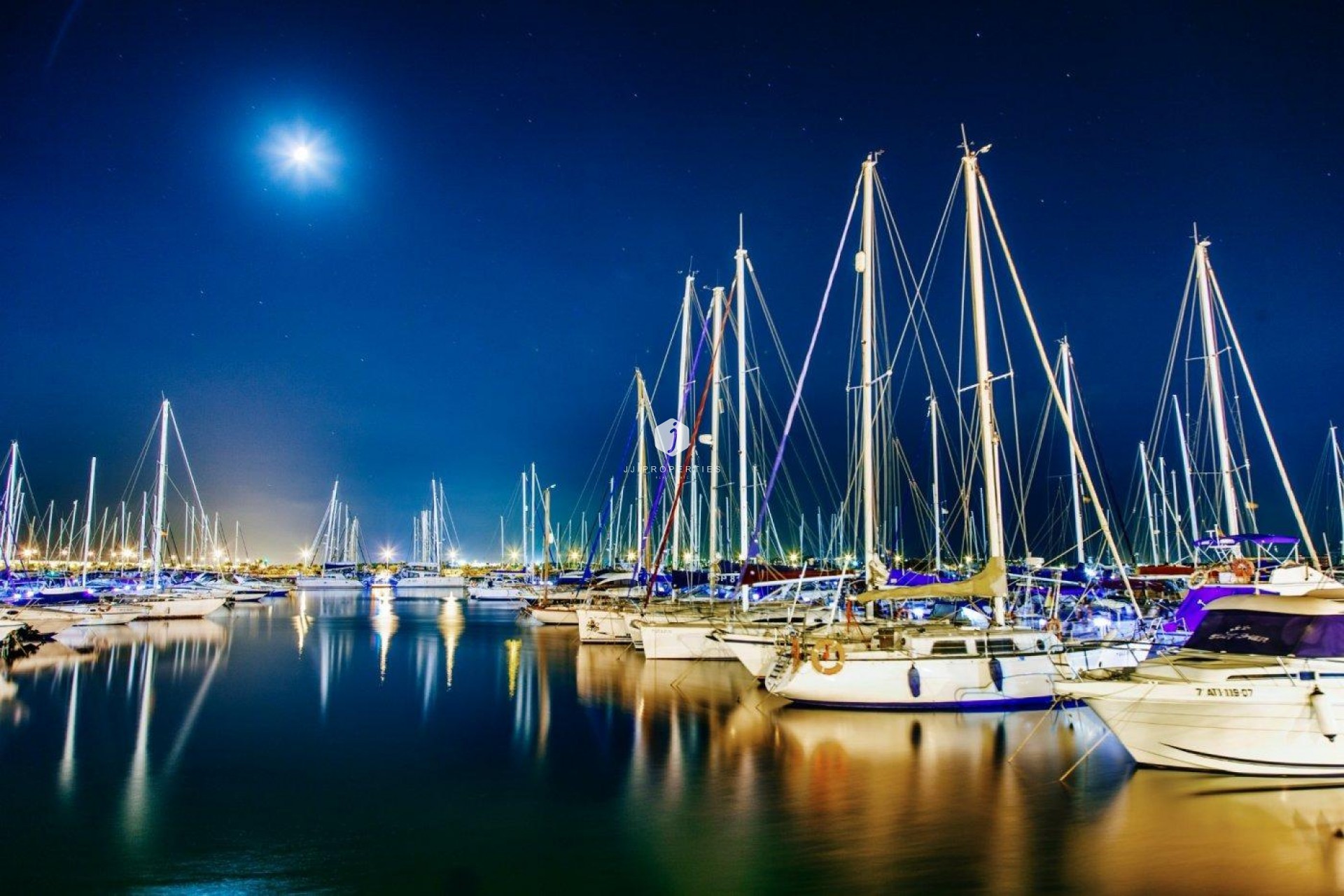 Aus zweiter Hand - Wohnung -
Torrevieja - Centro - Muelle Pesquero
