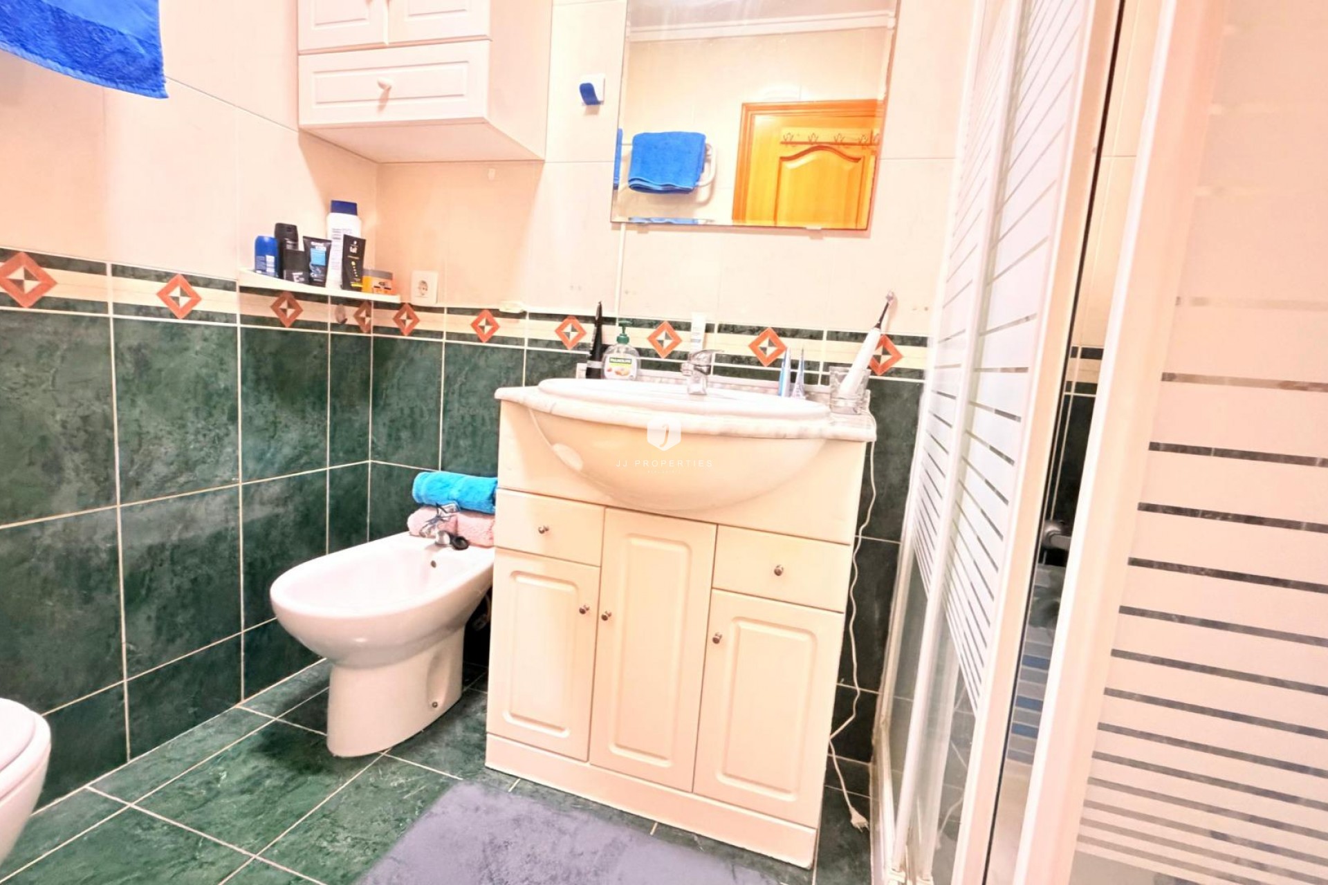 Aus zweiter Hand - Wohnung -
Torrevieja - Centro - Muelle Pesquero
