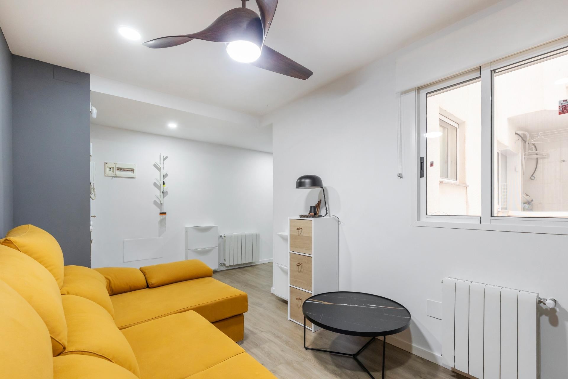 Aus zweiter Hand - Wohnung -
Torrevieja - Centro