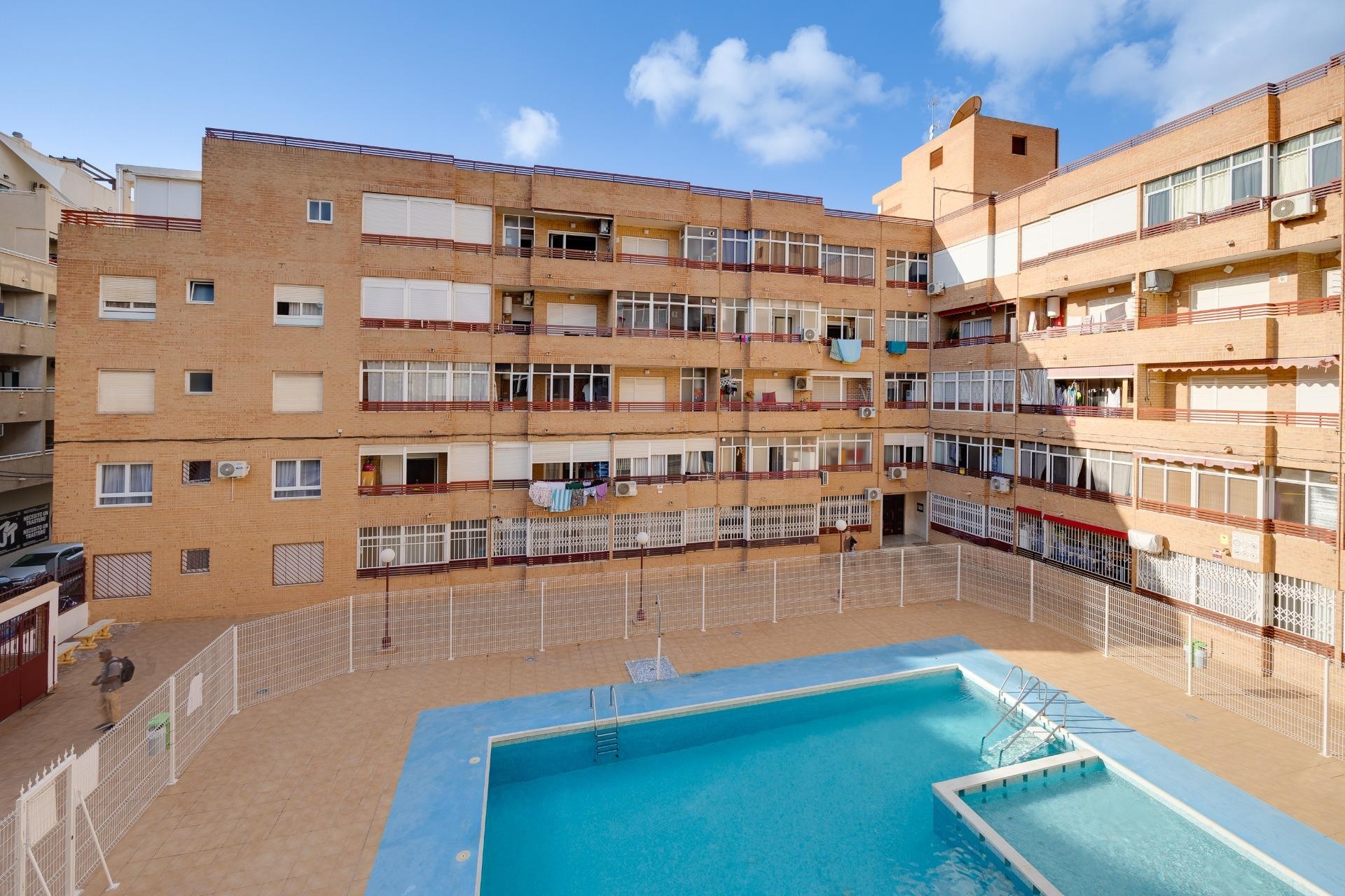 Aus zweiter Hand - Wohnung -
Torrevieja - Centro