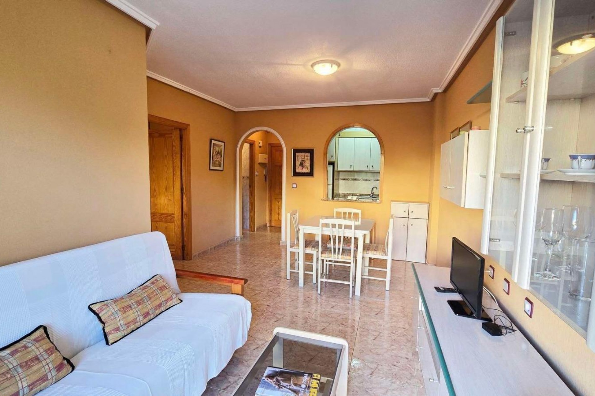 Aus zweiter Hand - Wohnung -
Torrevieja - Centro