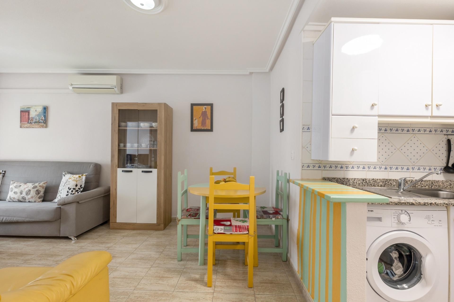 Aus zweiter Hand - Wohnung -
Torrevieja - Centro