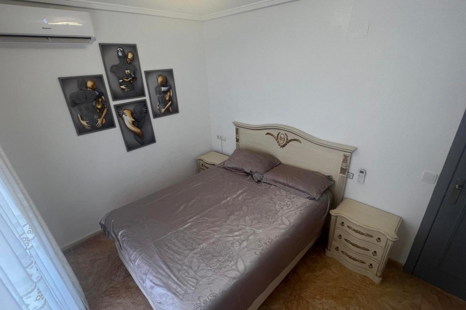 Aus zweiter Hand - Wohnung -
Torrevieja - Centro