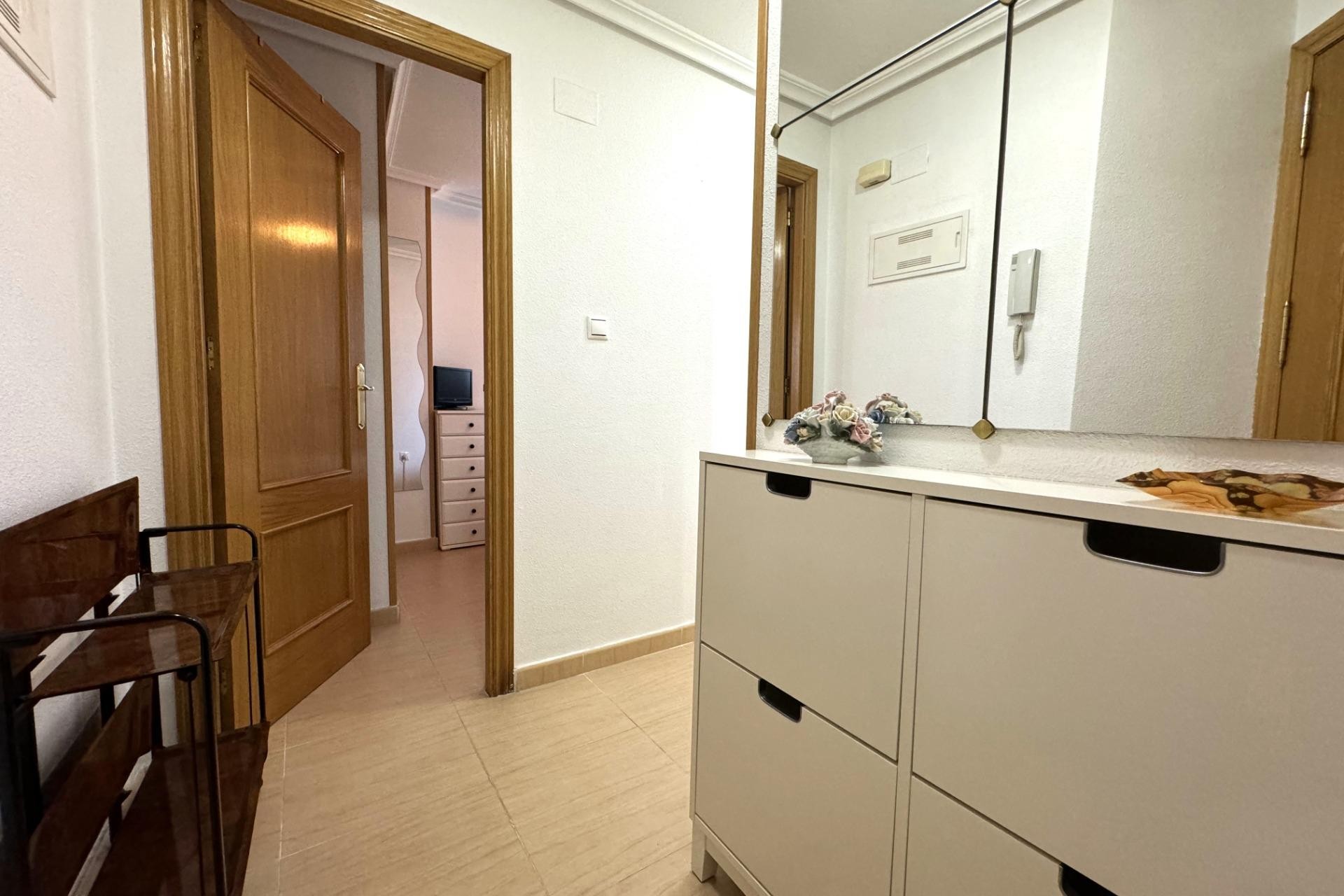 Aus zweiter Hand - Wohnung -
Torrevieja - Centro