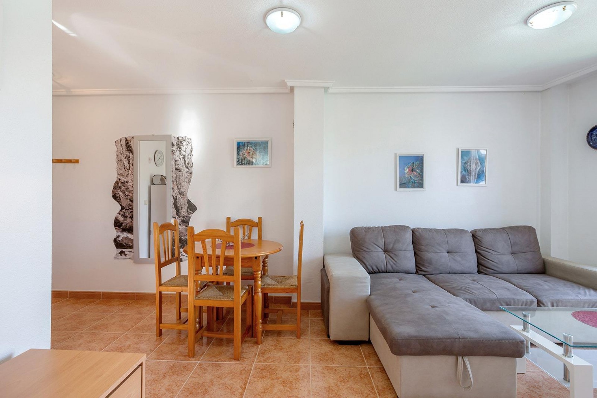 Aus zweiter Hand - Wohnung -
Torrevieja - Centro