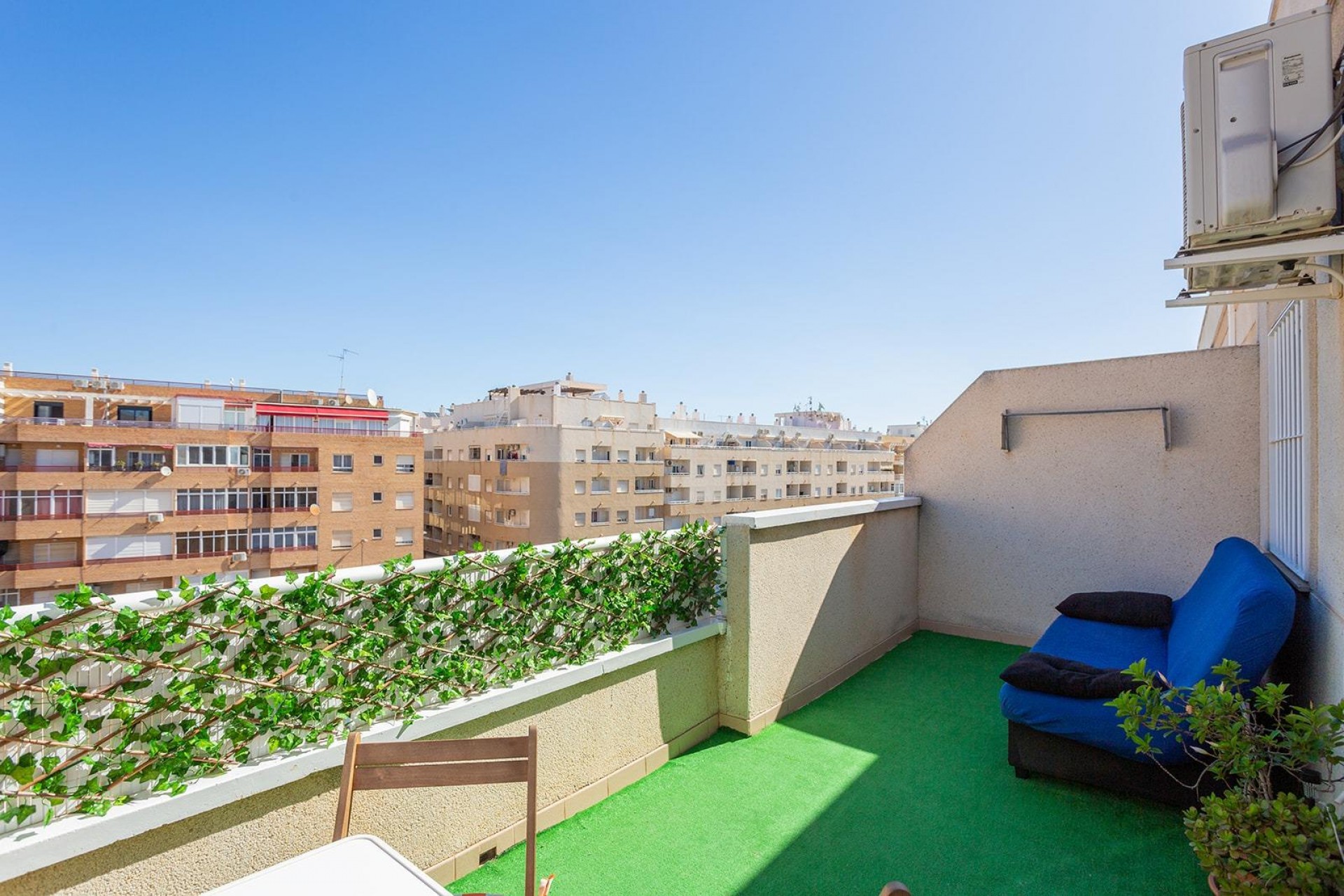 Aus zweiter Hand - Wohnung -
Torrevieja - Centro