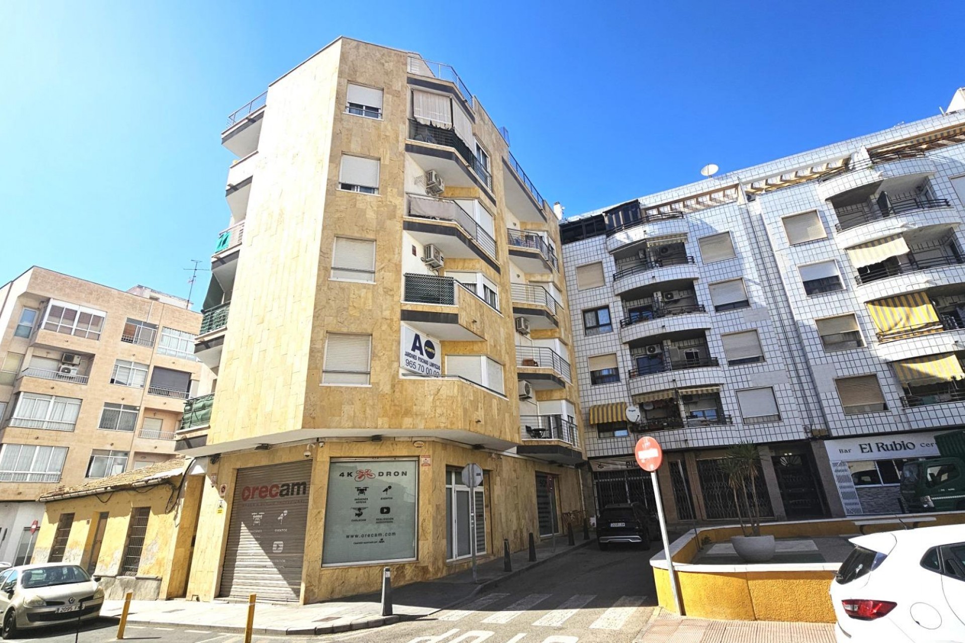 Aus zweiter Hand - Wohnung -
Torrevieja - Centro