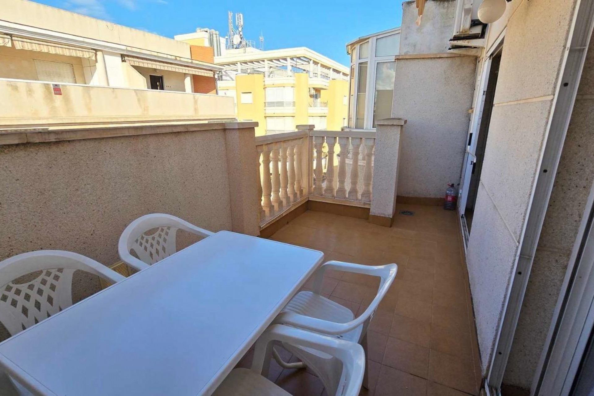 Aus zweiter Hand - Wohnung -
Torrevieja - Centro