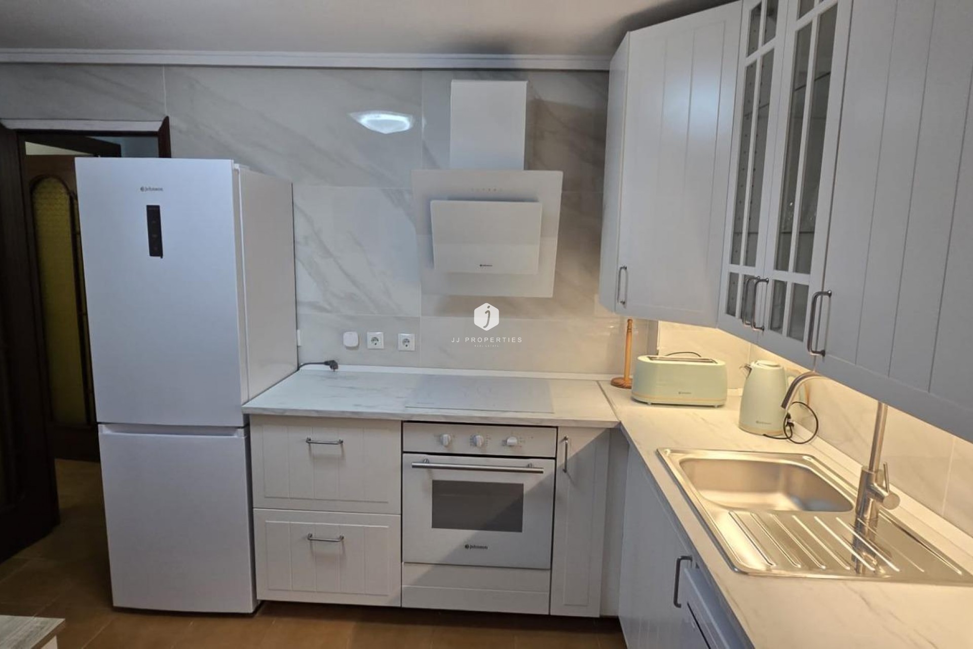 Aus zweiter Hand - Wohnung -
Torrevieja - Centro