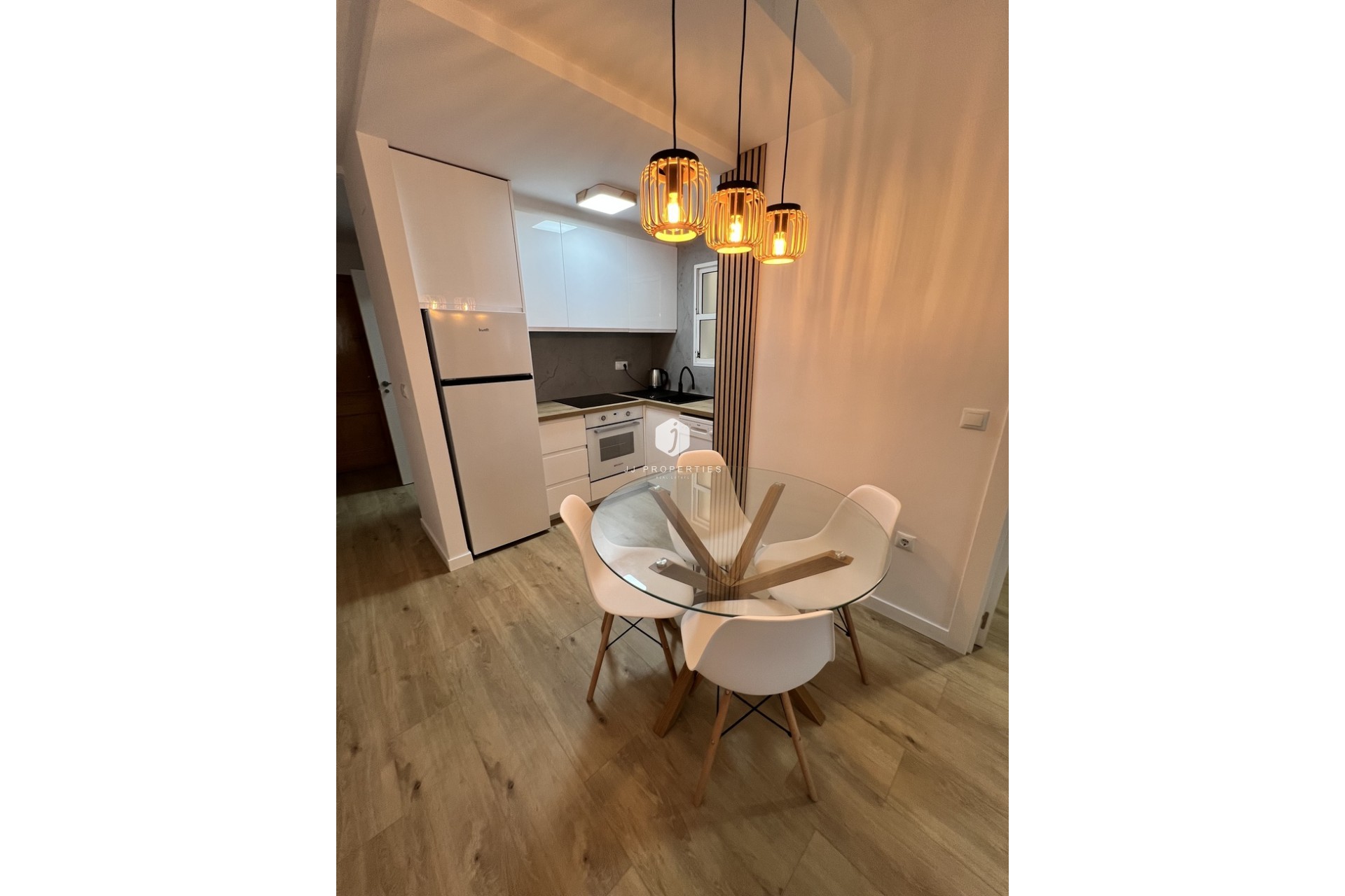 Aus zweiter Hand - Wohnung -
Torrevieja - Centro