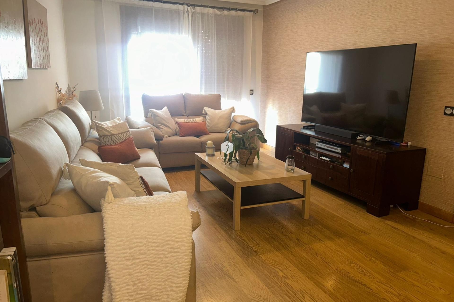 Aus zweiter Hand - Wohnung -
Torrevieja - Centro