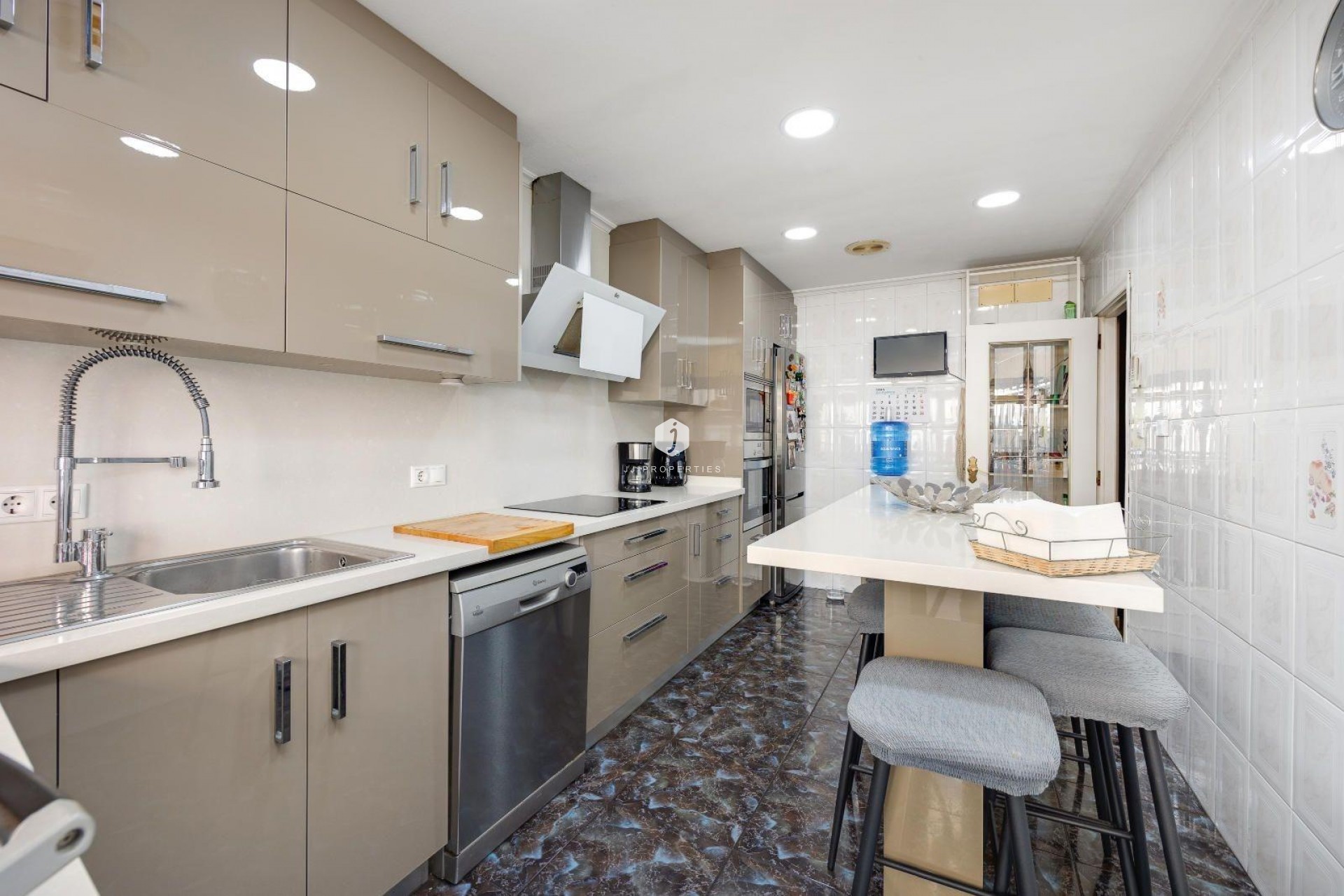 Aus zweiter Hand - Wohnung -
Torrevieja - Centro