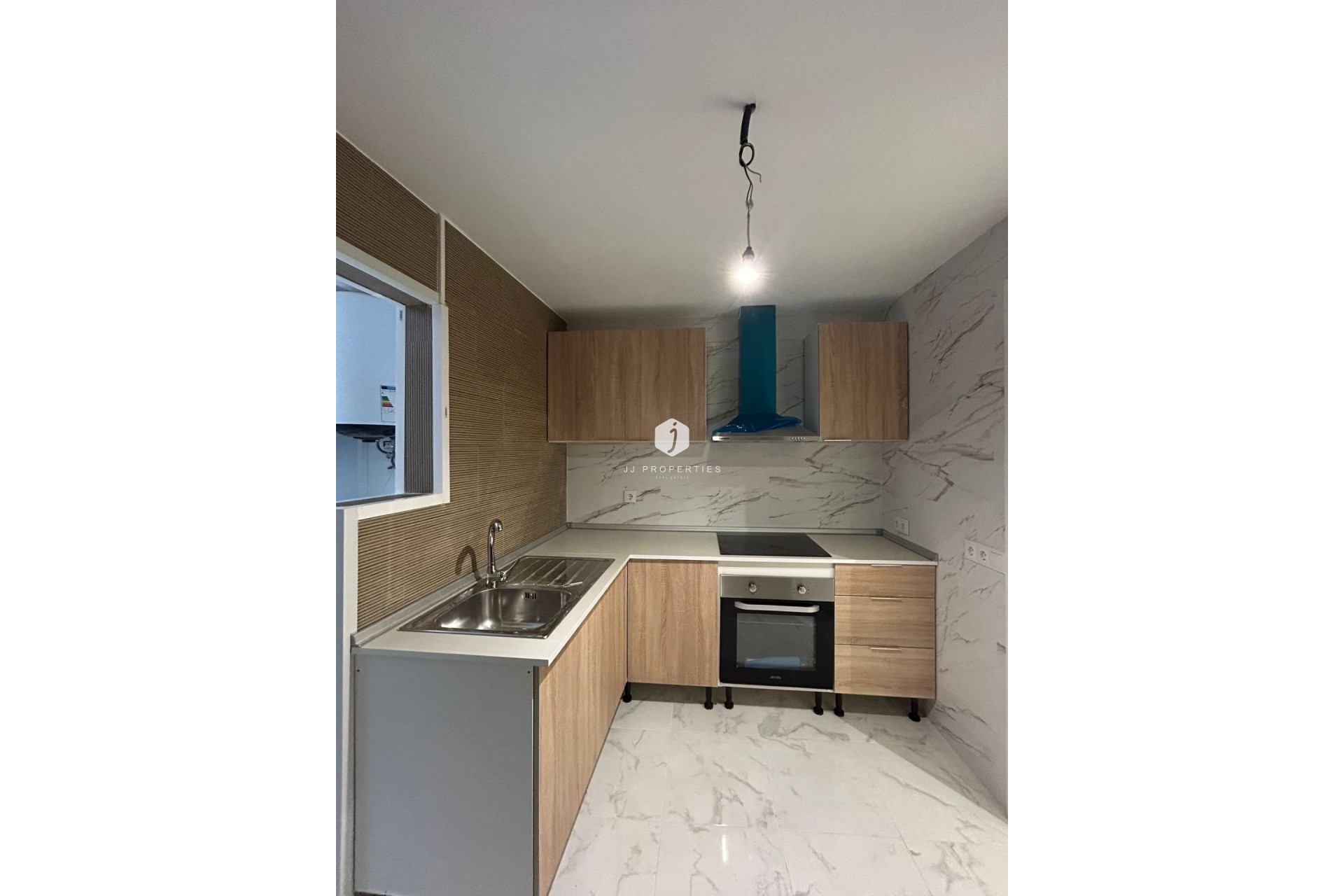 Aus zweiter Hand - Wohnung -
Torrevieja - Centro