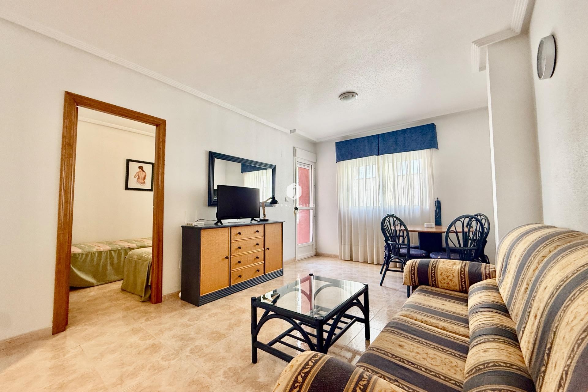 Aus zweiter Hand - Wohnung -
Torrevieja - Centro