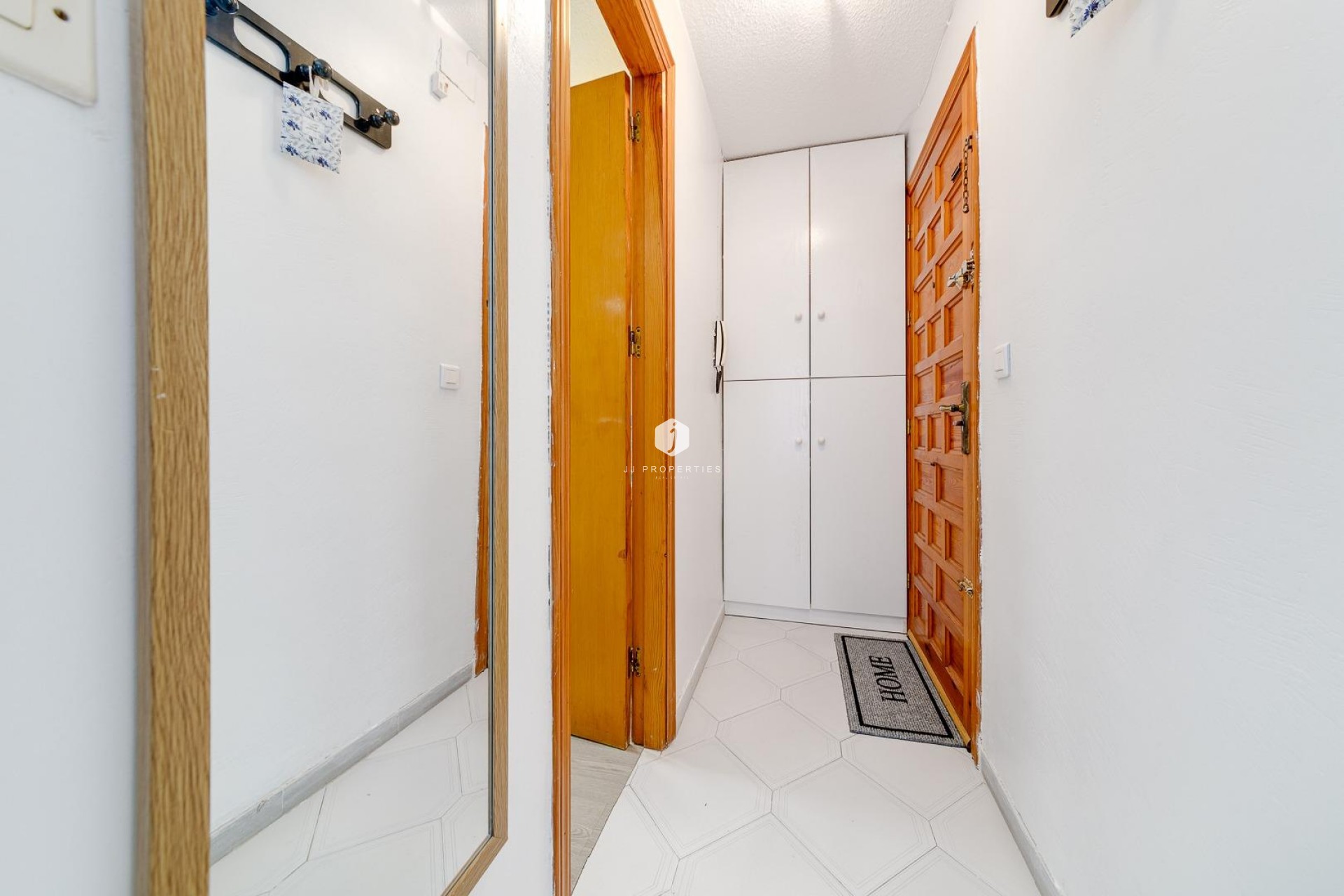 Aus zweiter Hand - Wohnung -
Torrevieja - Centro