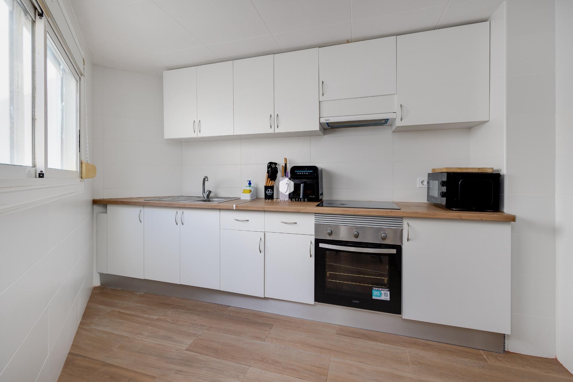 Aus zweiter Hand - Wohnung -
Torrevieja - Centro