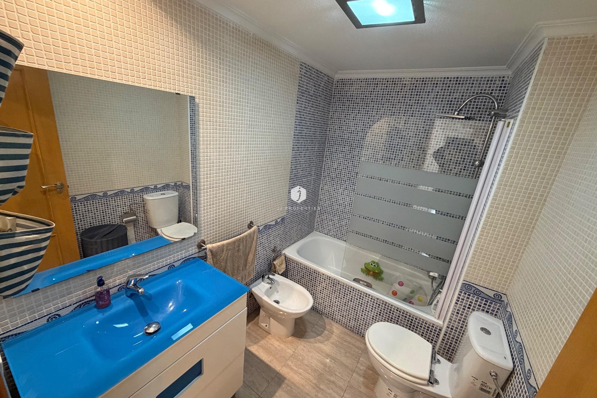 Aus zweiter Hand - Wohnung -
Torrevieja - Centro