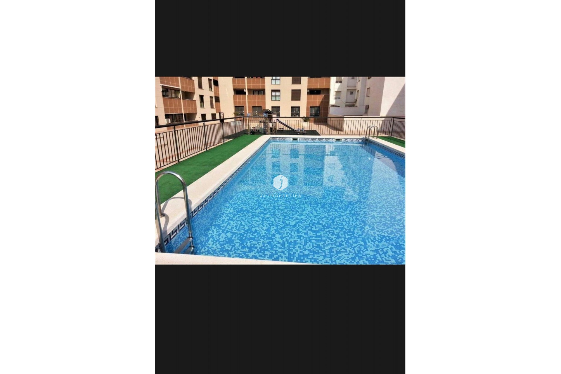 Aus zweiter Hand - Wohnung -
Torrevieja - Centro