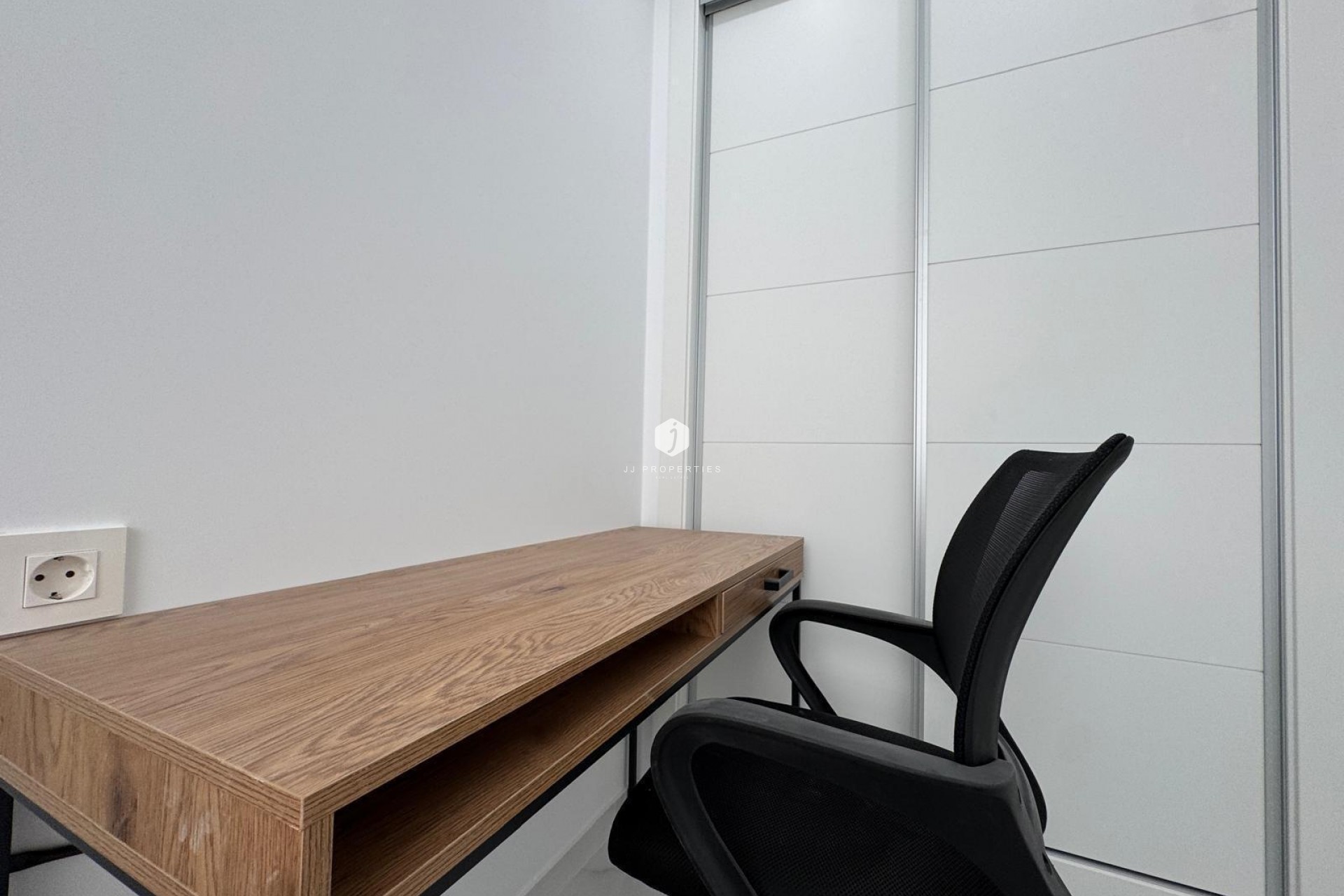 Aus zweiter Hand - Wohnung -
Torrevieja - Centro