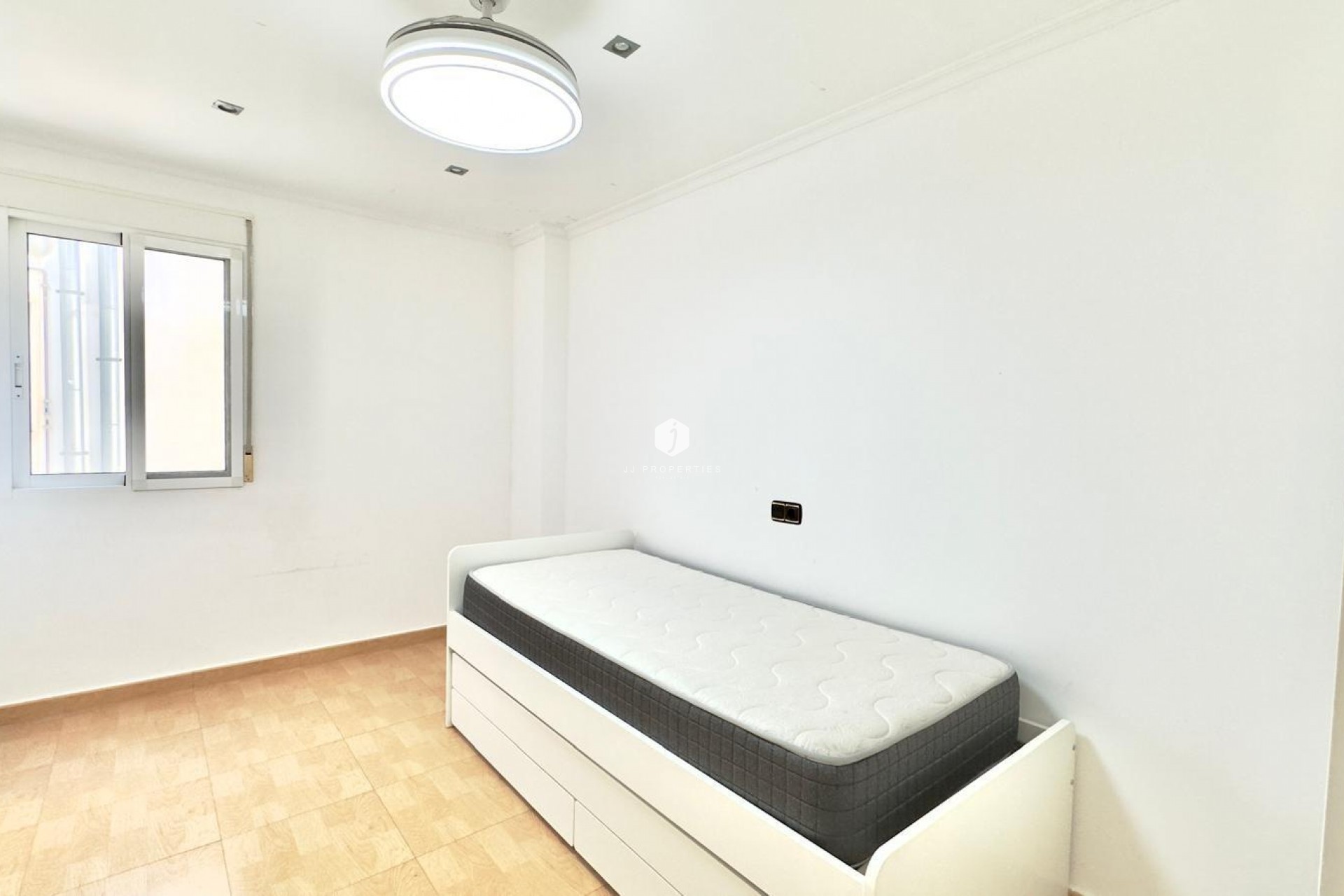 Aus zweiter Hand - Wohnung -
Torrevieja - Centro