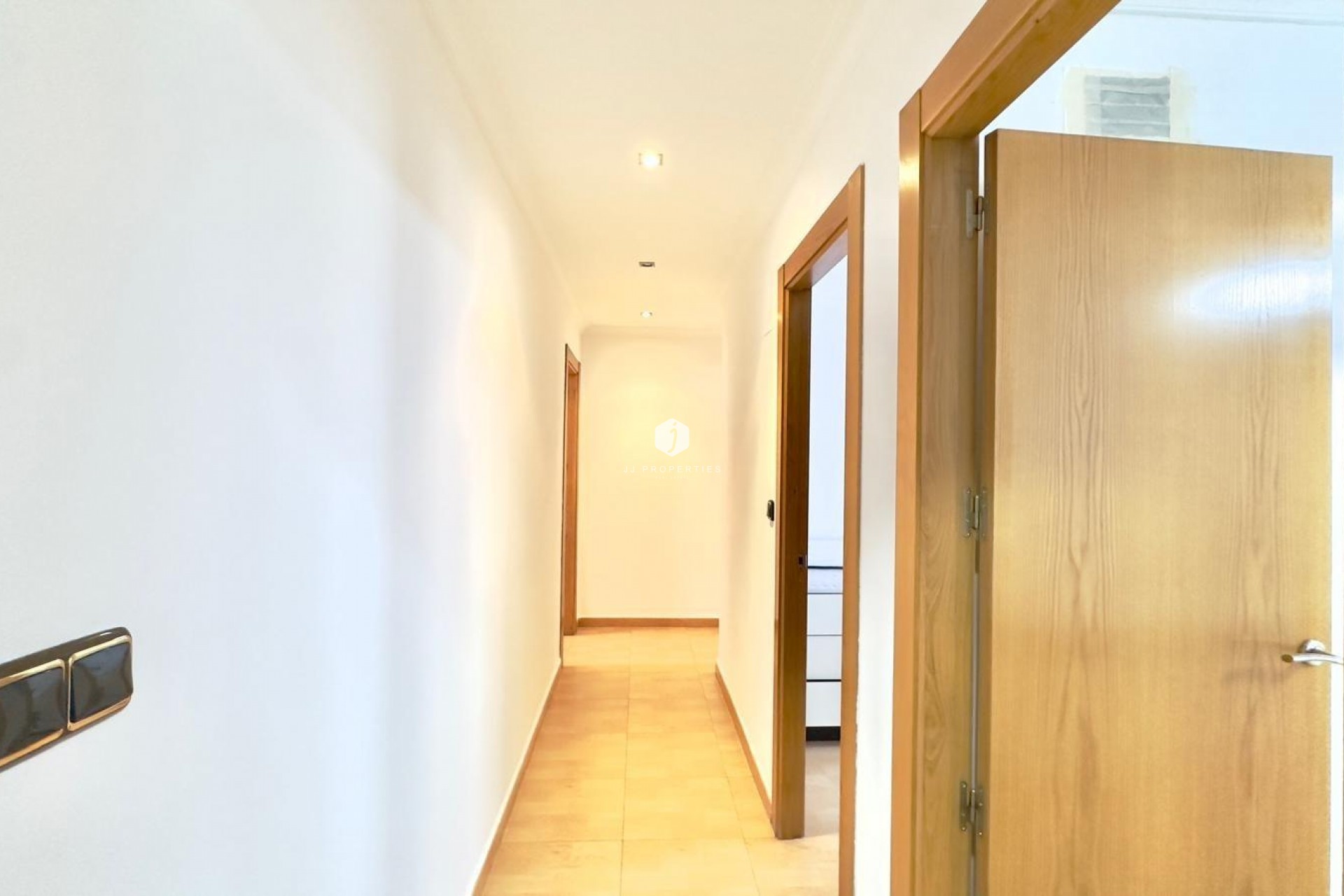 Aus zweiter Hand - Wohnung -
Torrevieja - Centro