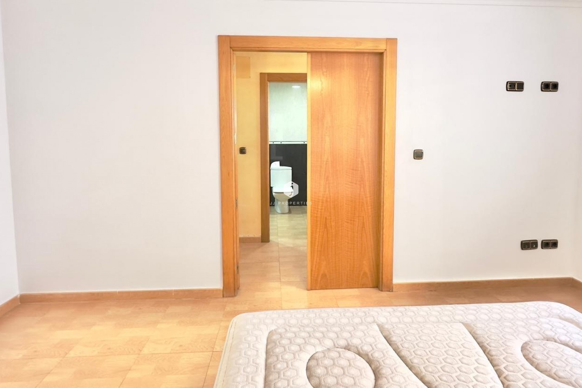 Aus zweiter Hand - Wohnung -
Torrevieja - Centro