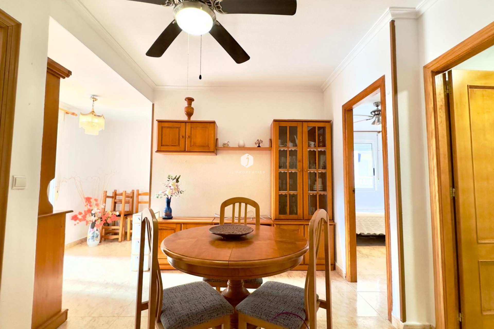 Aus zweiter Hand - Wohnung -
Torrevieja - Centro