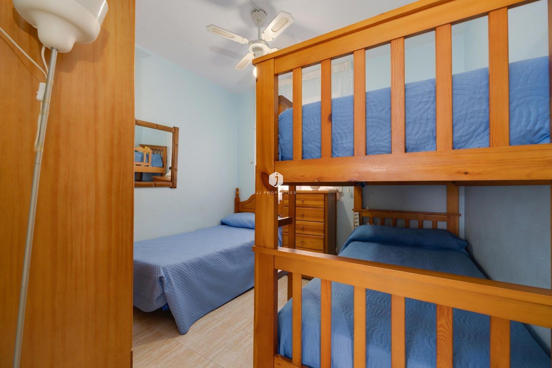 Aus zweiter Hand - Wohnung -
Torrevieja - Centro