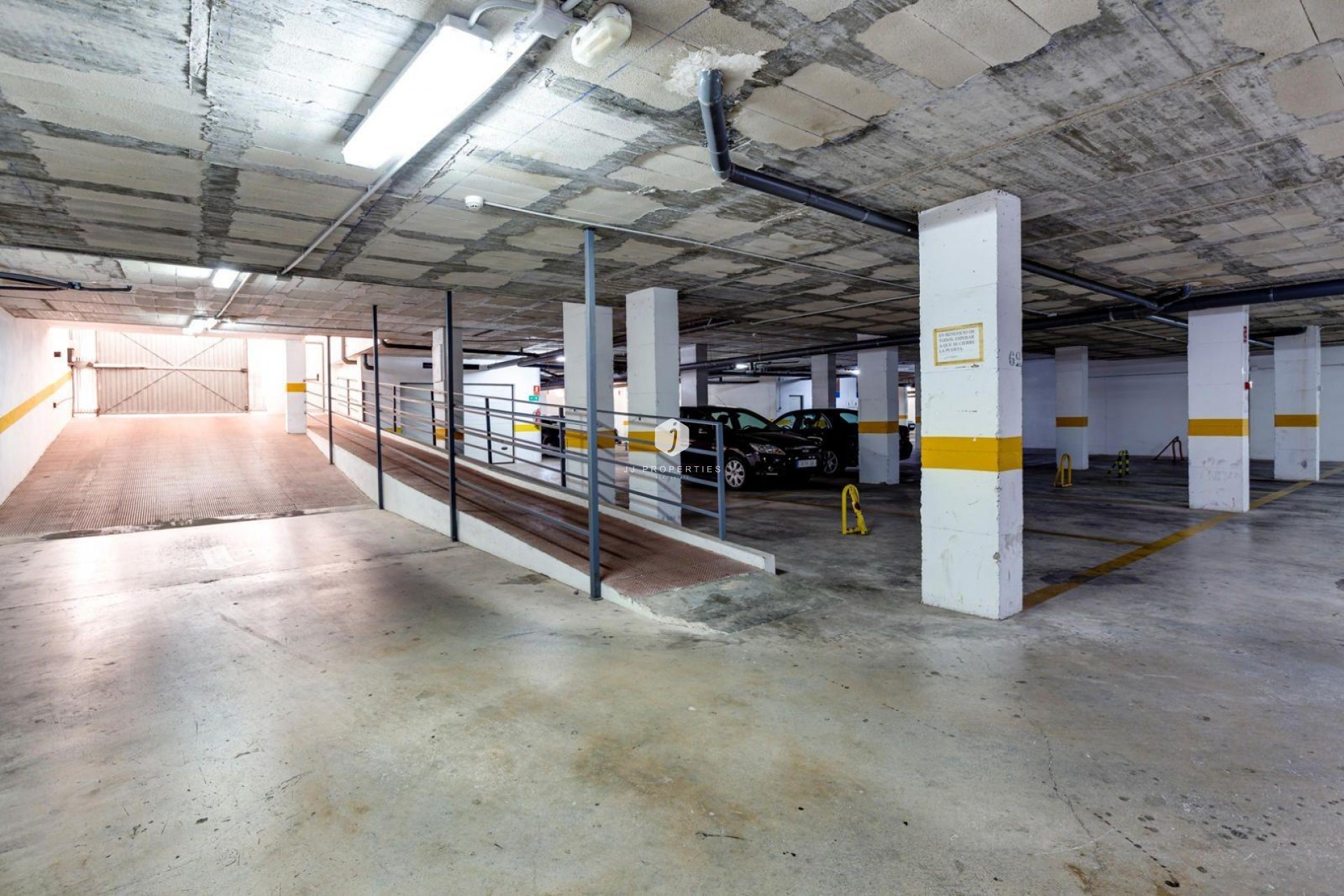 Aus zweiter Hand - Wohnung -
Torrevieja - Centro