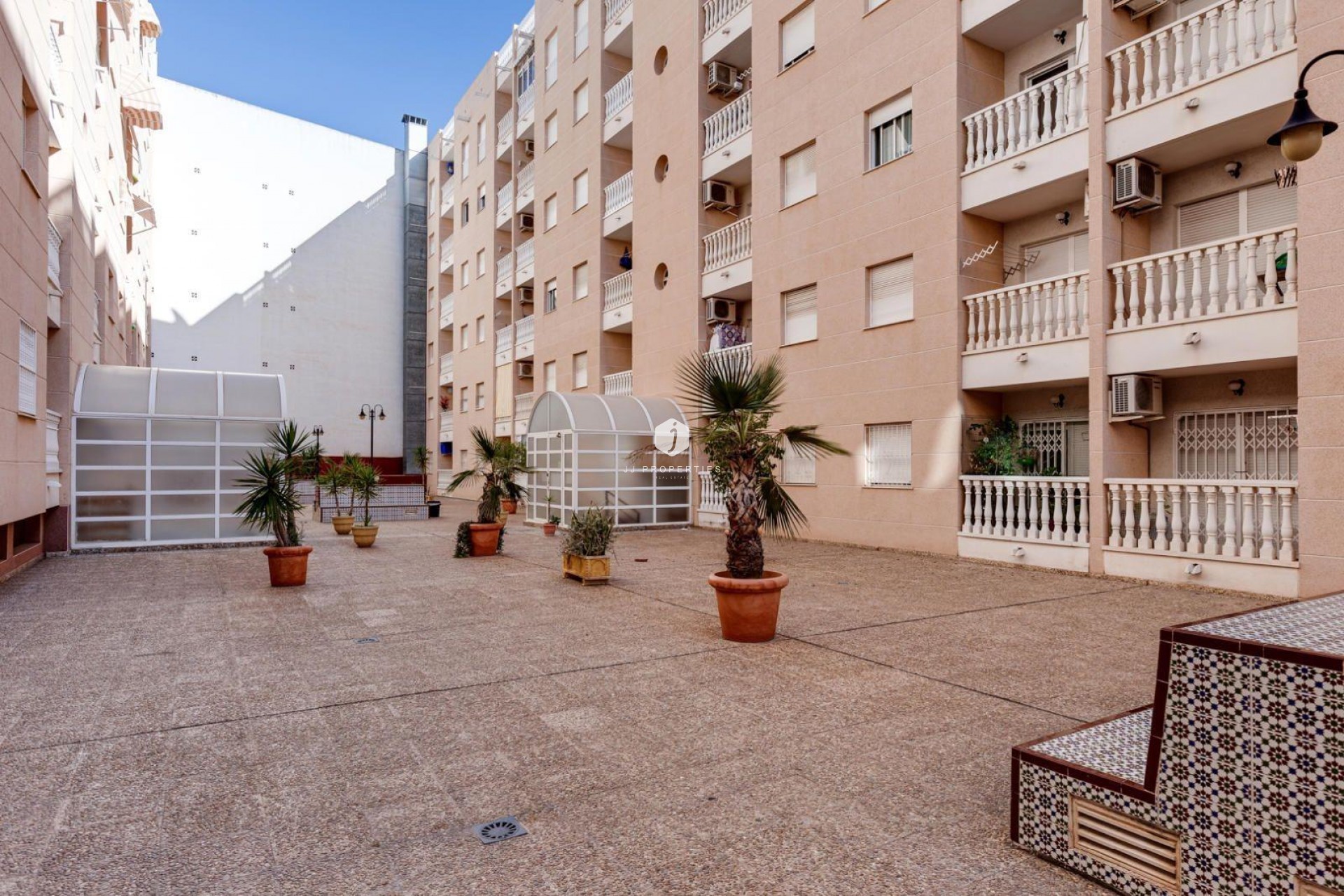 Aus zweiter Hand - Wohnung -
Torrevieja - Centro