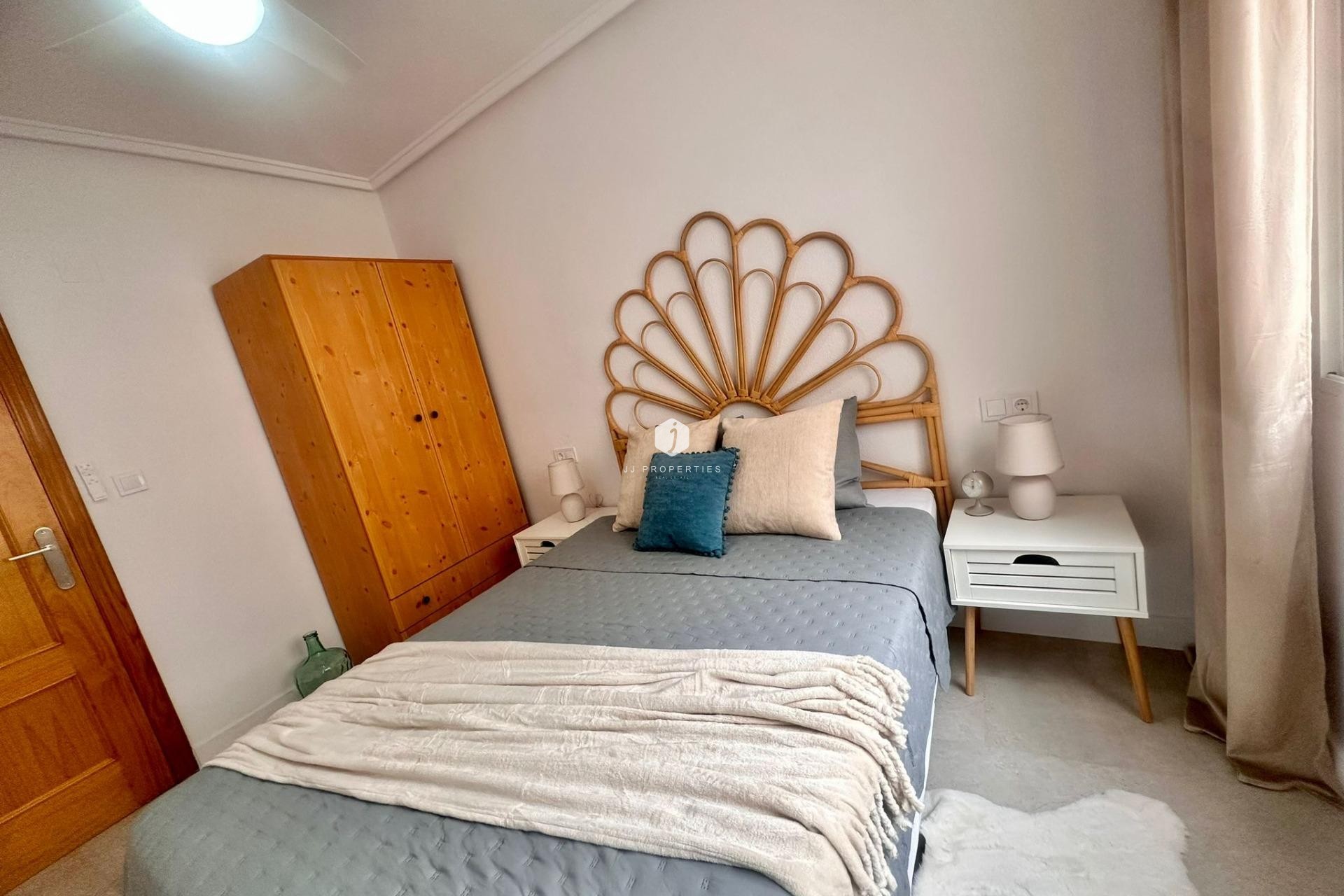 Aus zweiter Hand - Wohnung -
Torrevieja - Centro