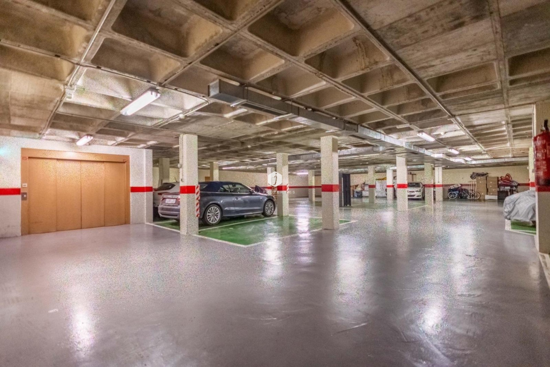 Aus zweiter Hand - Wohnung -
Torrevieja - Centro