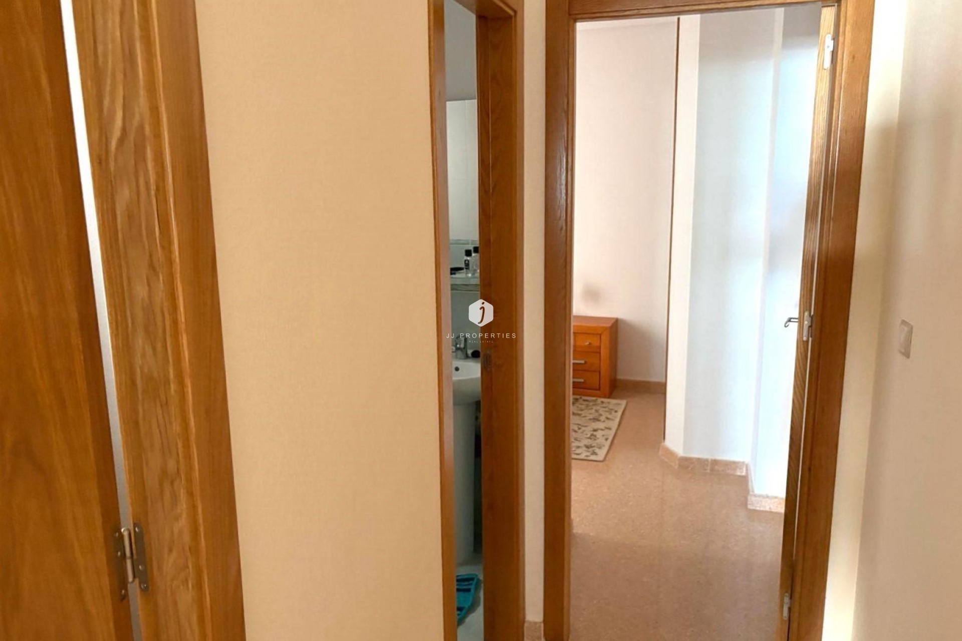 Aus zweiter Hand - Wohnung -
Torrevieja - Centro