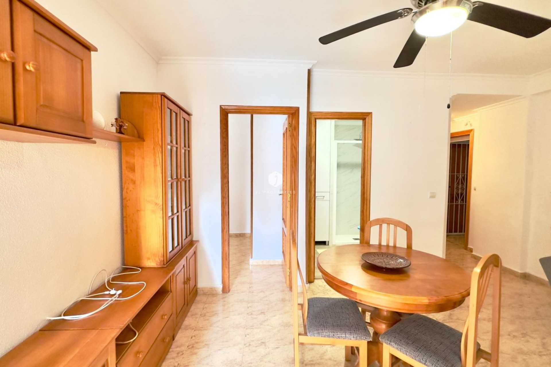 Aus zweiter Hand - Wohnung -
Torrevieja - Centro