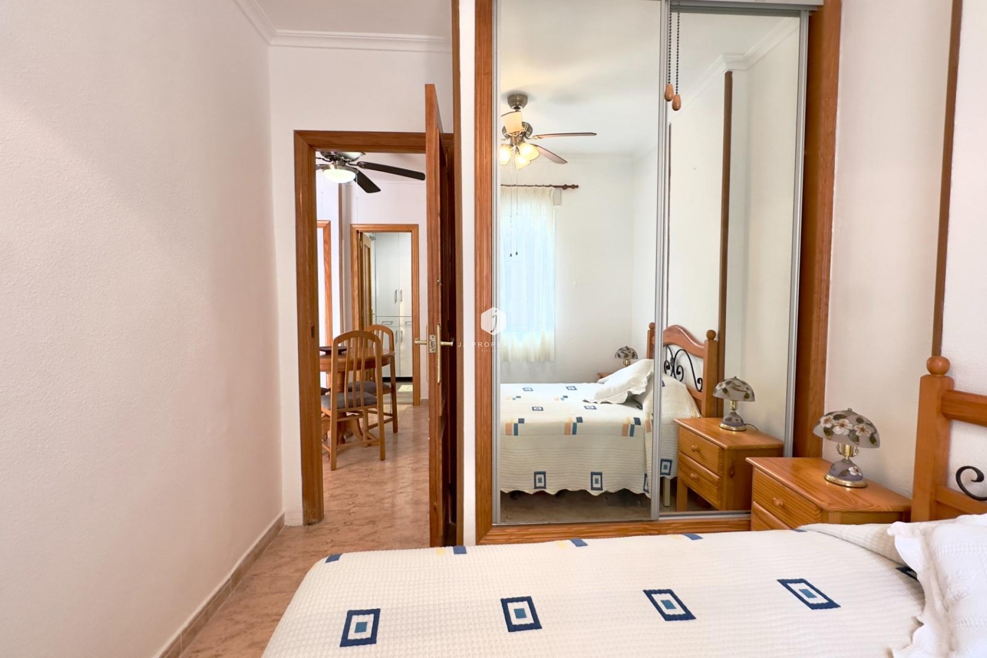 Aus zweiter Hand - Wohnung -
Torrevieja - Centro