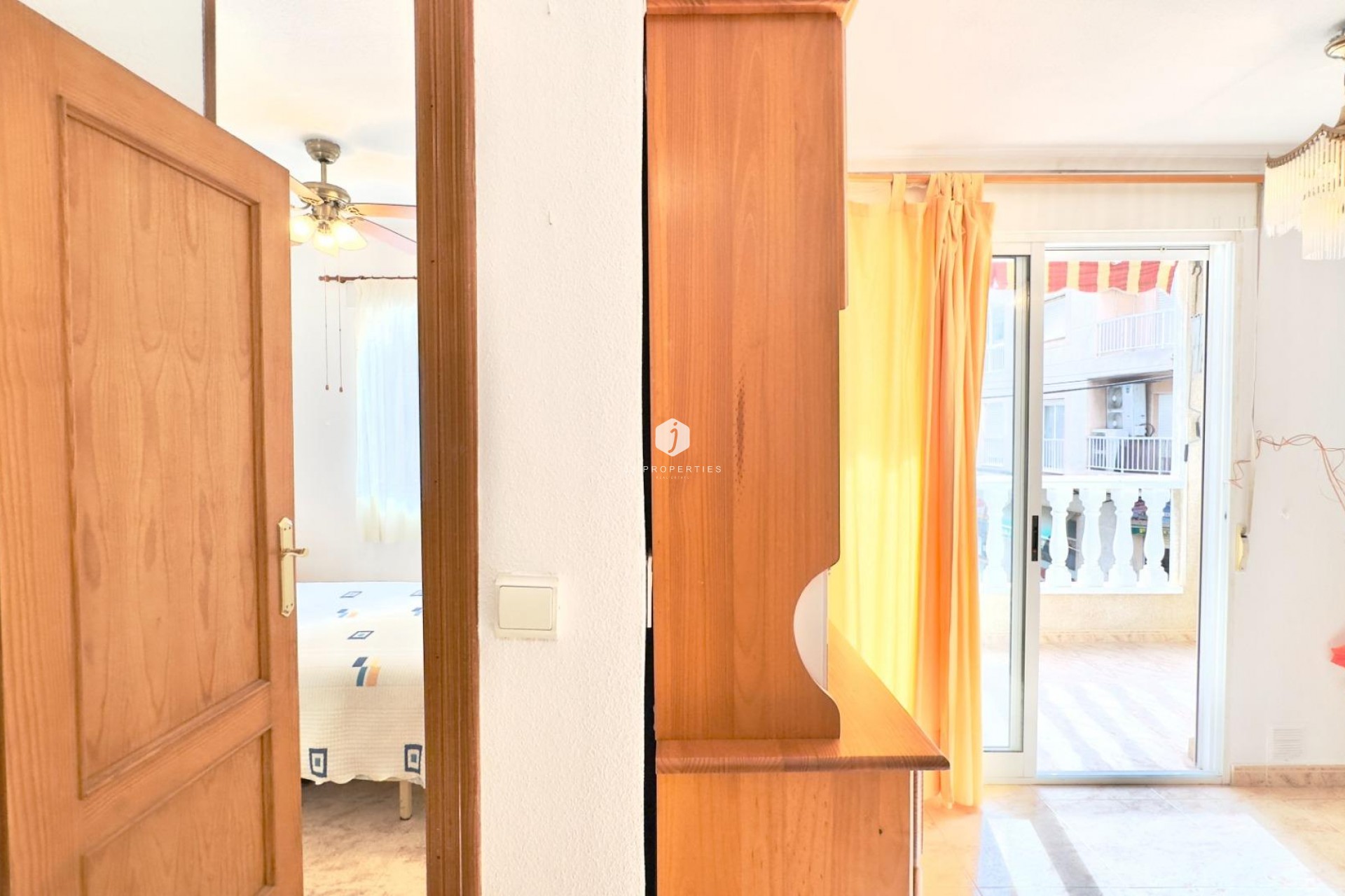 Aus zweiter Hand - Wohnung -
Torrevieja - Centro