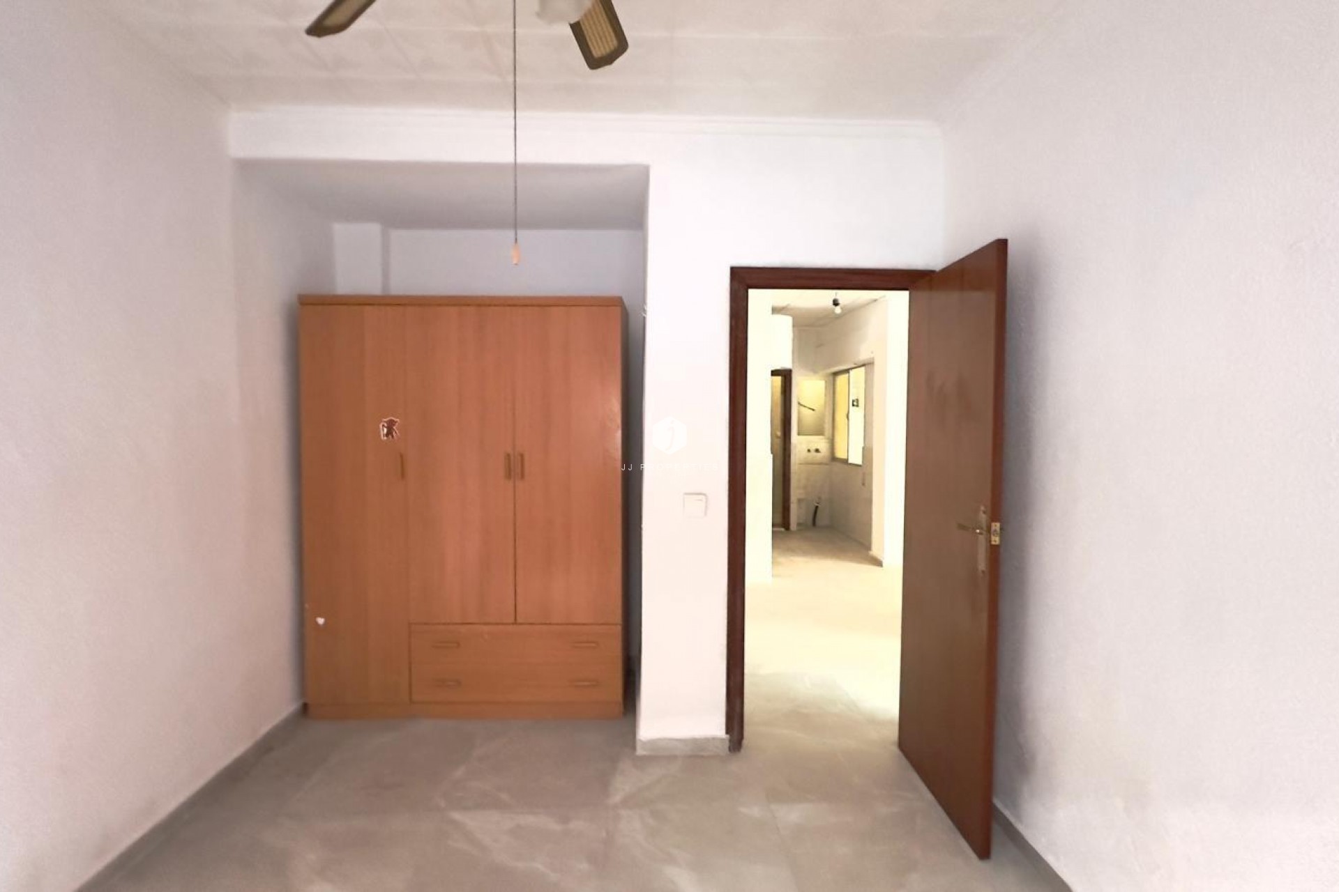 Aus zweiter Hand - Wohnung -
Torrevieja - Centro