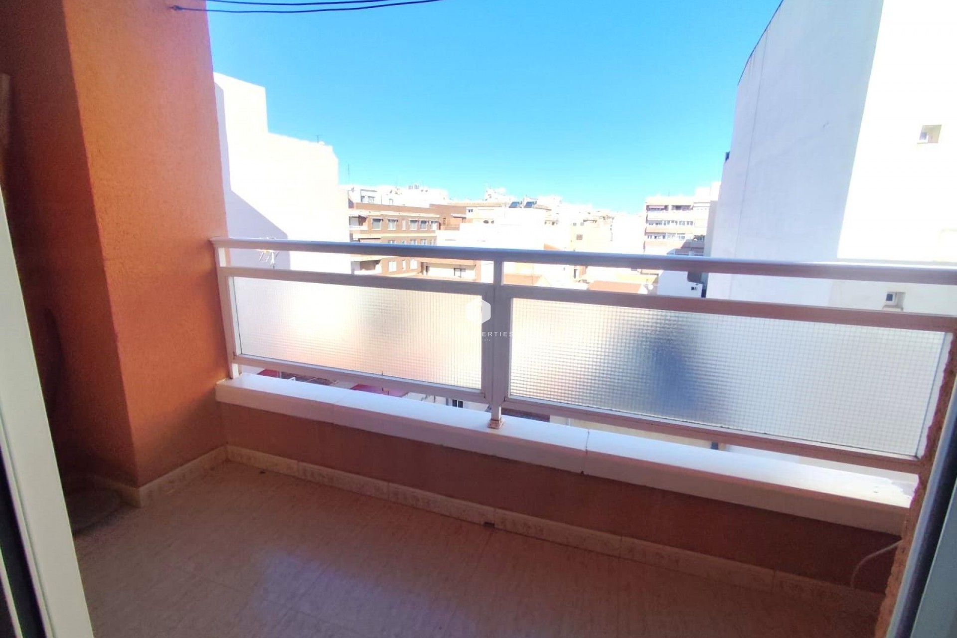 Aus zweiter Hand - Wohnung -
Torrevieja - Centro