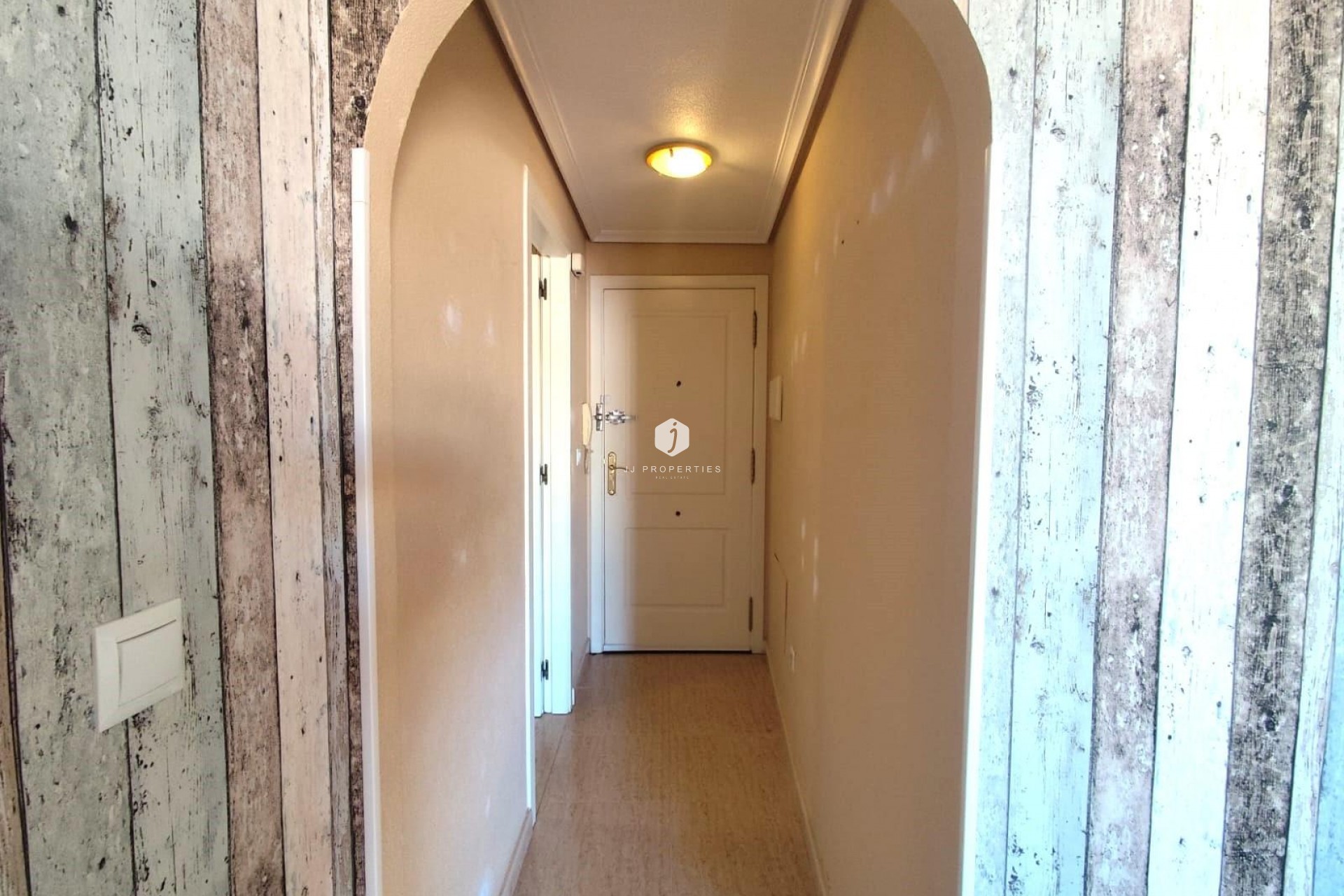 Aus zweiter Hand - Wohnung -
Torrevieja - Centro