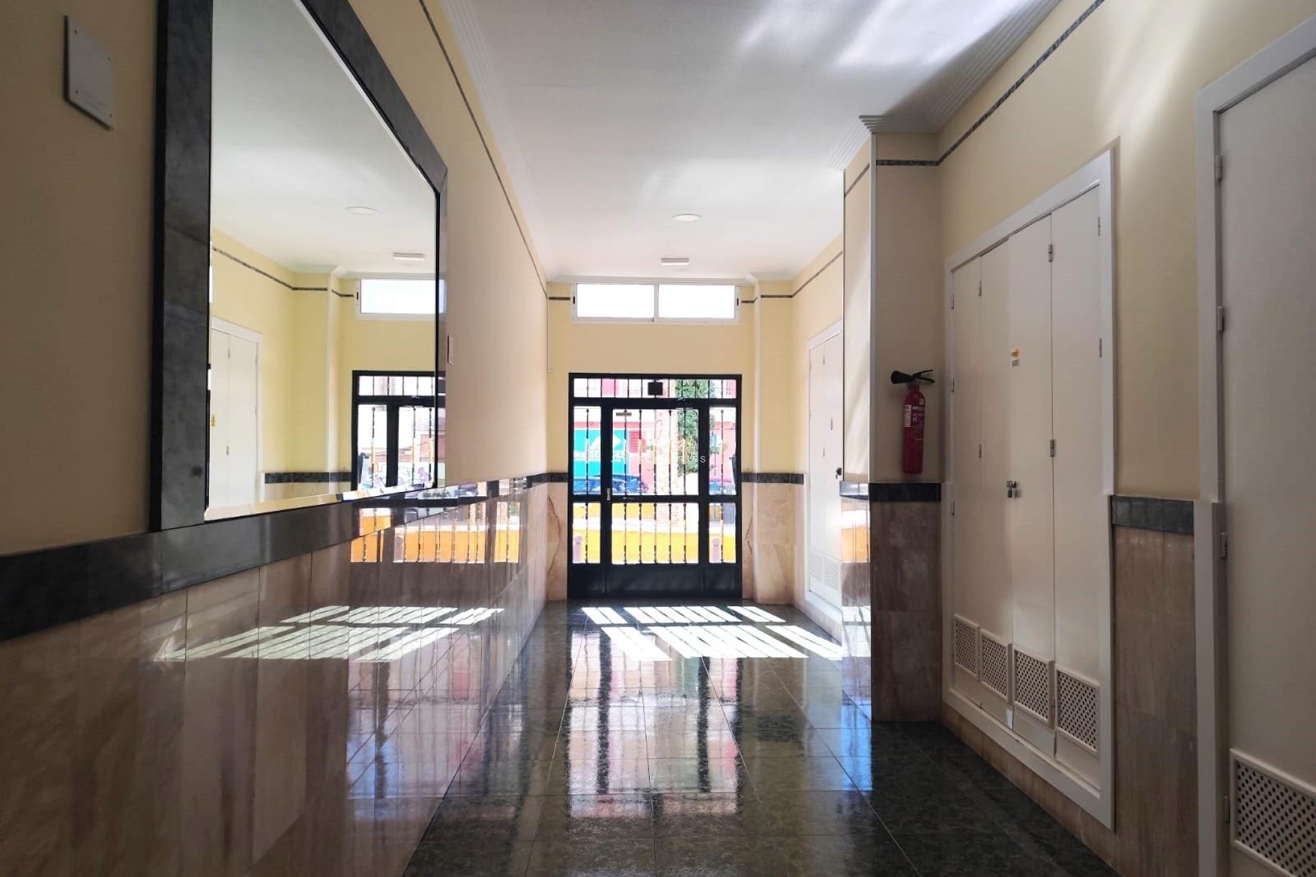 Aus zweiter Hand - Wohnung -
Torrevieja - Centro