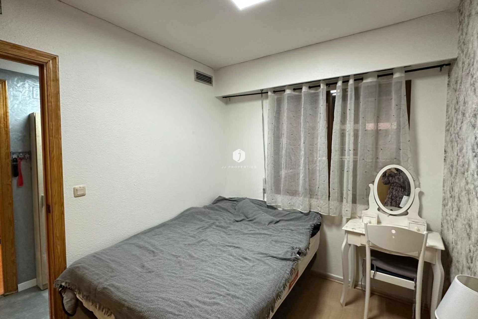 Aus zweiter Hand - Wohnung -
Torrevieja - Centro