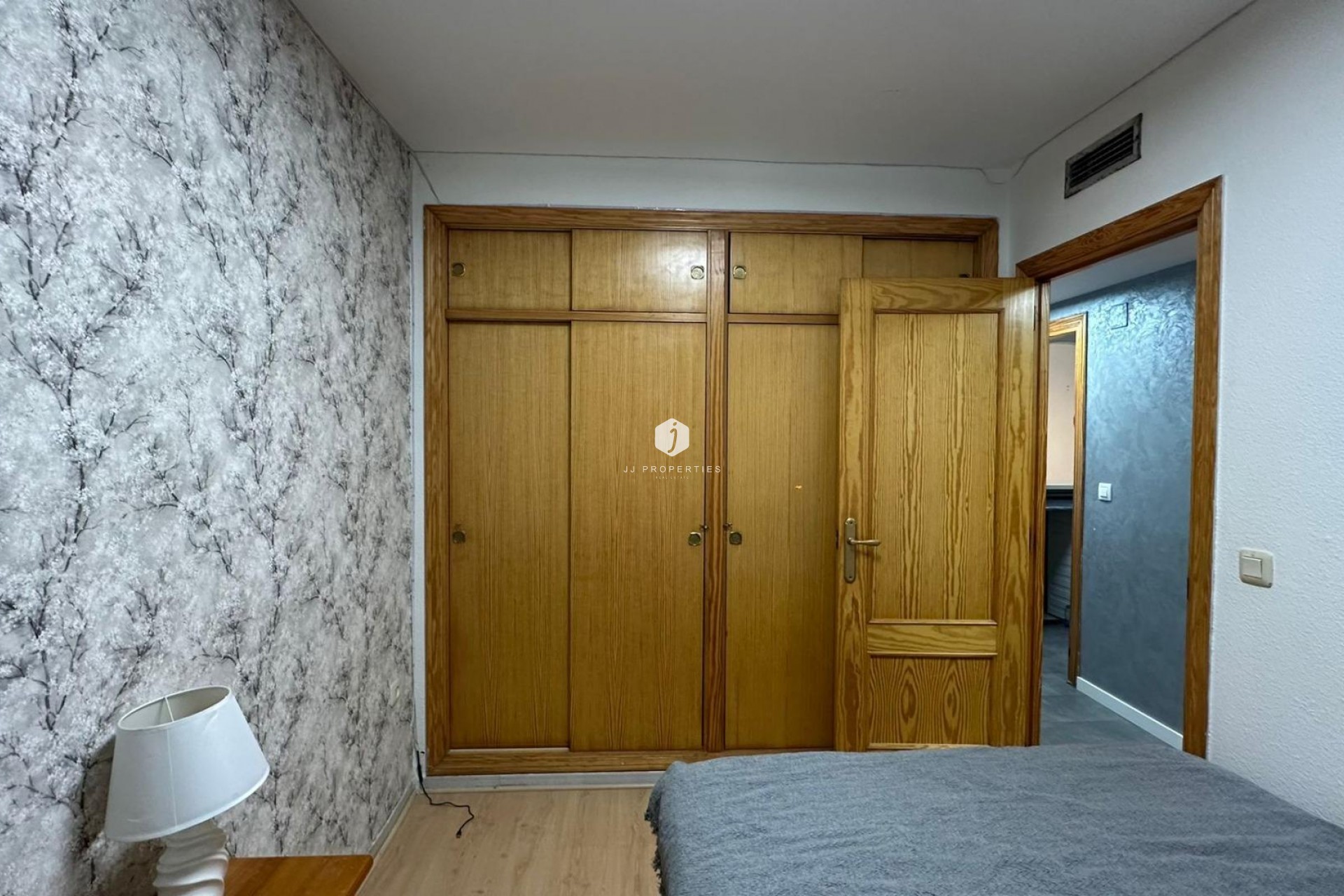 Aus zweiter Hand - Wohnung -
Torrevieja - Centro