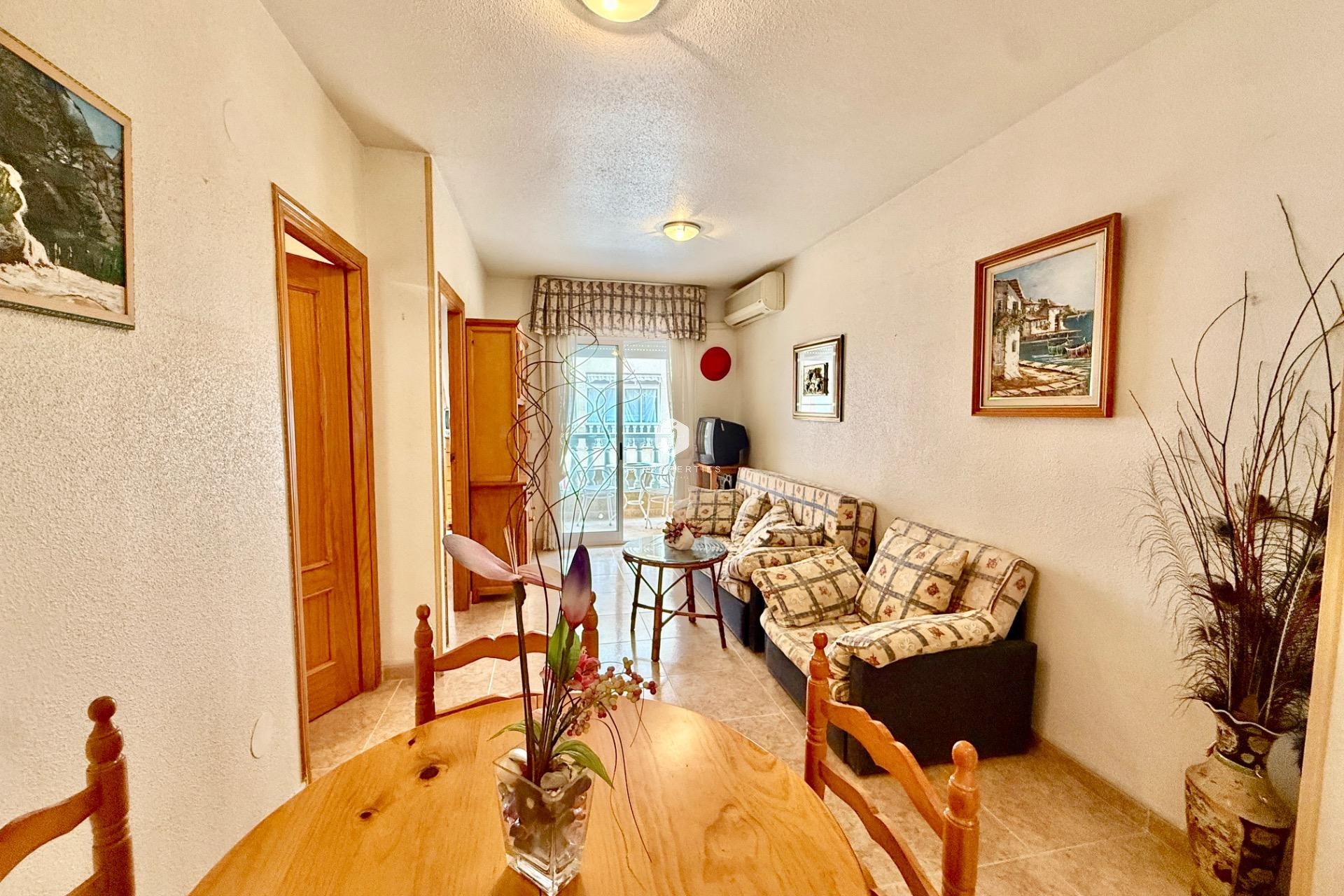 Aus zweiter Hand - Wohnung -
Torrevieja - Centro