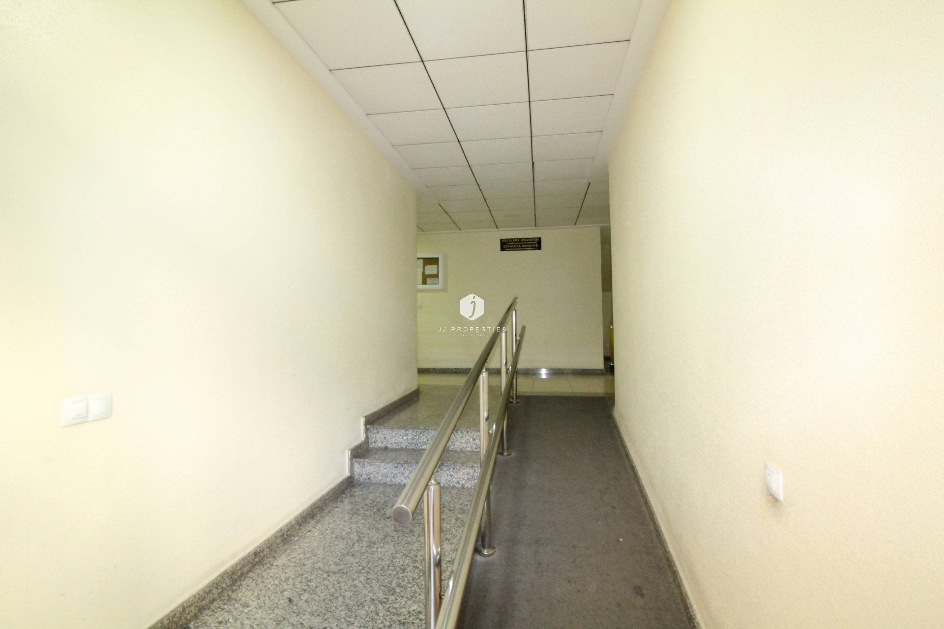 Aus zweiter Hand - Wohnung -
Torrevieja - Centro