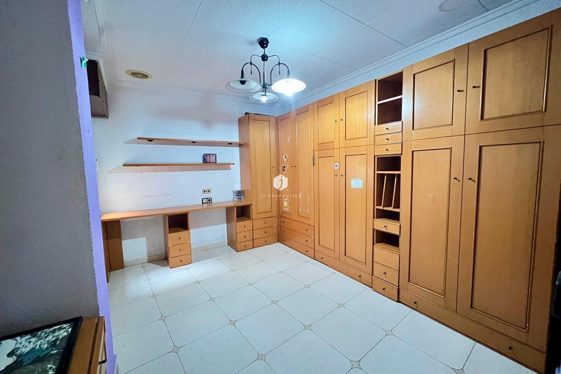 Aus zweiter Hand - Wohnung -
Torrevieja - Centro