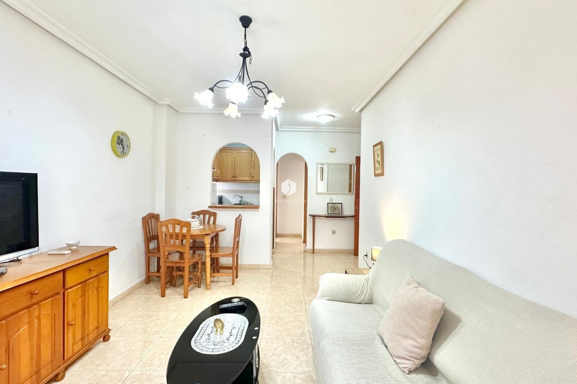 Aus zweiter Hand - Wohnung -
Torrevieja - Centro