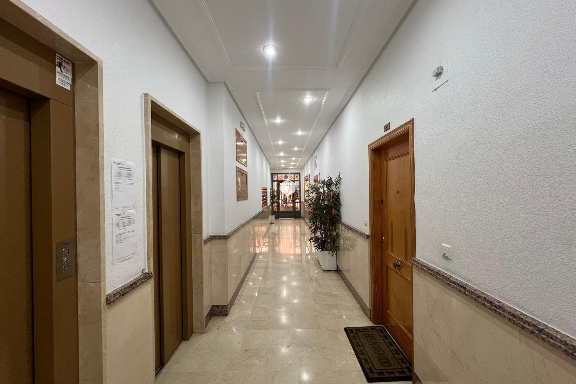 Aus zweiter Hand - Wohnung -
Torrevieja - Centro