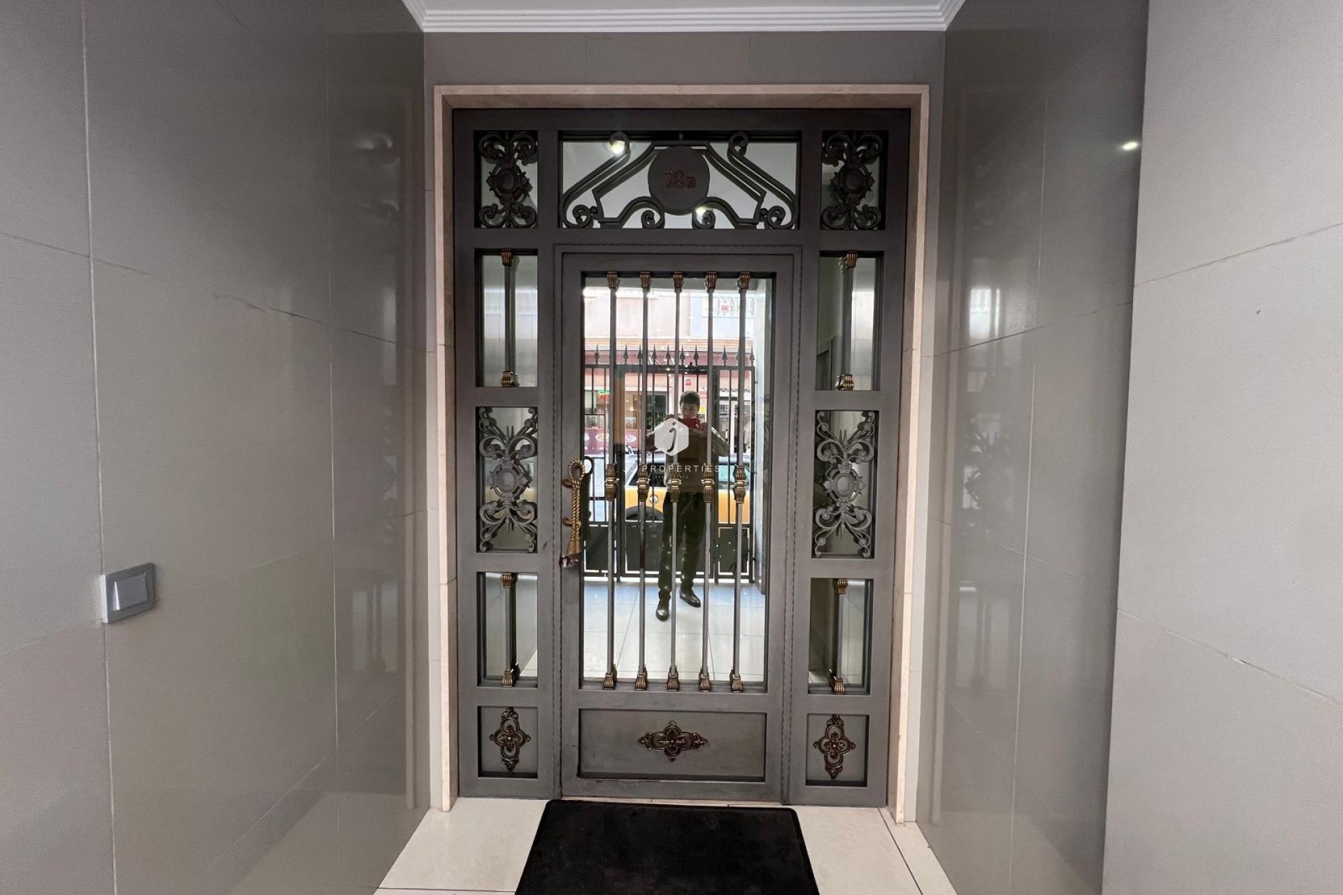 Aus zweiter Hand - Wohnung -
Torrevieja - Centro